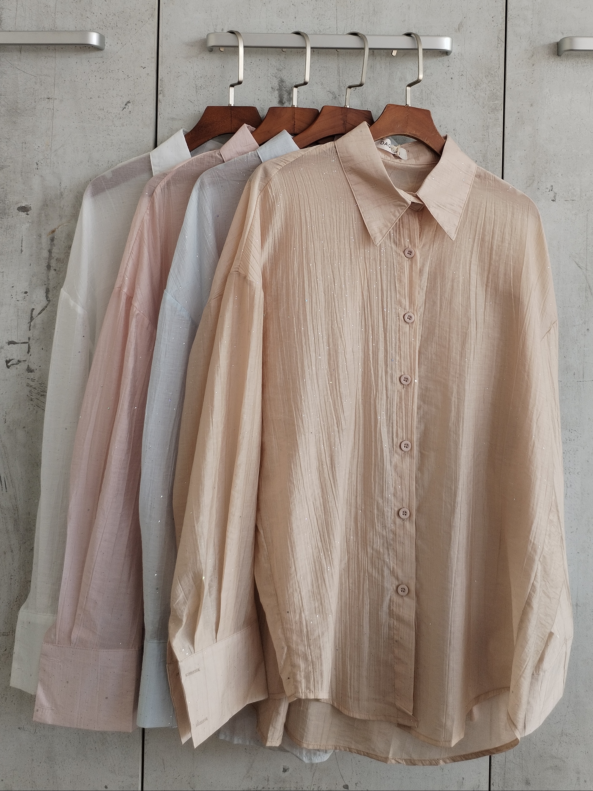 6988 Georgiana Glittery Shirt (B 59cm; L 68cm)