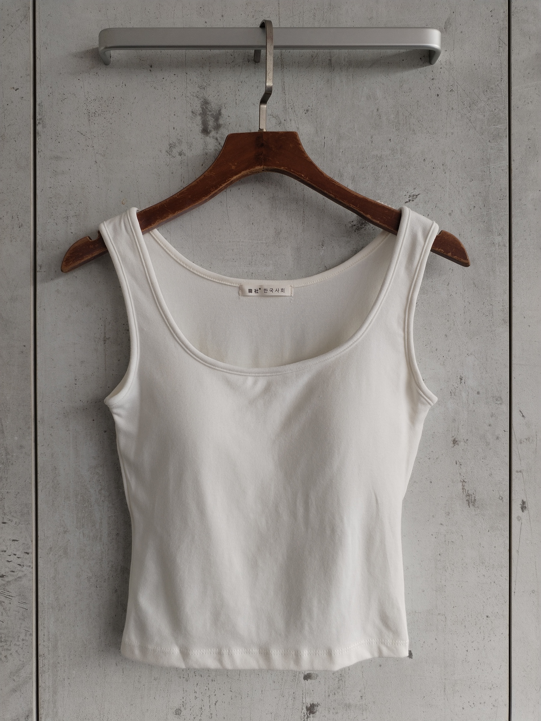 6611 Phoenix Padded Tank Top (B 31-51cm; L 40cm)