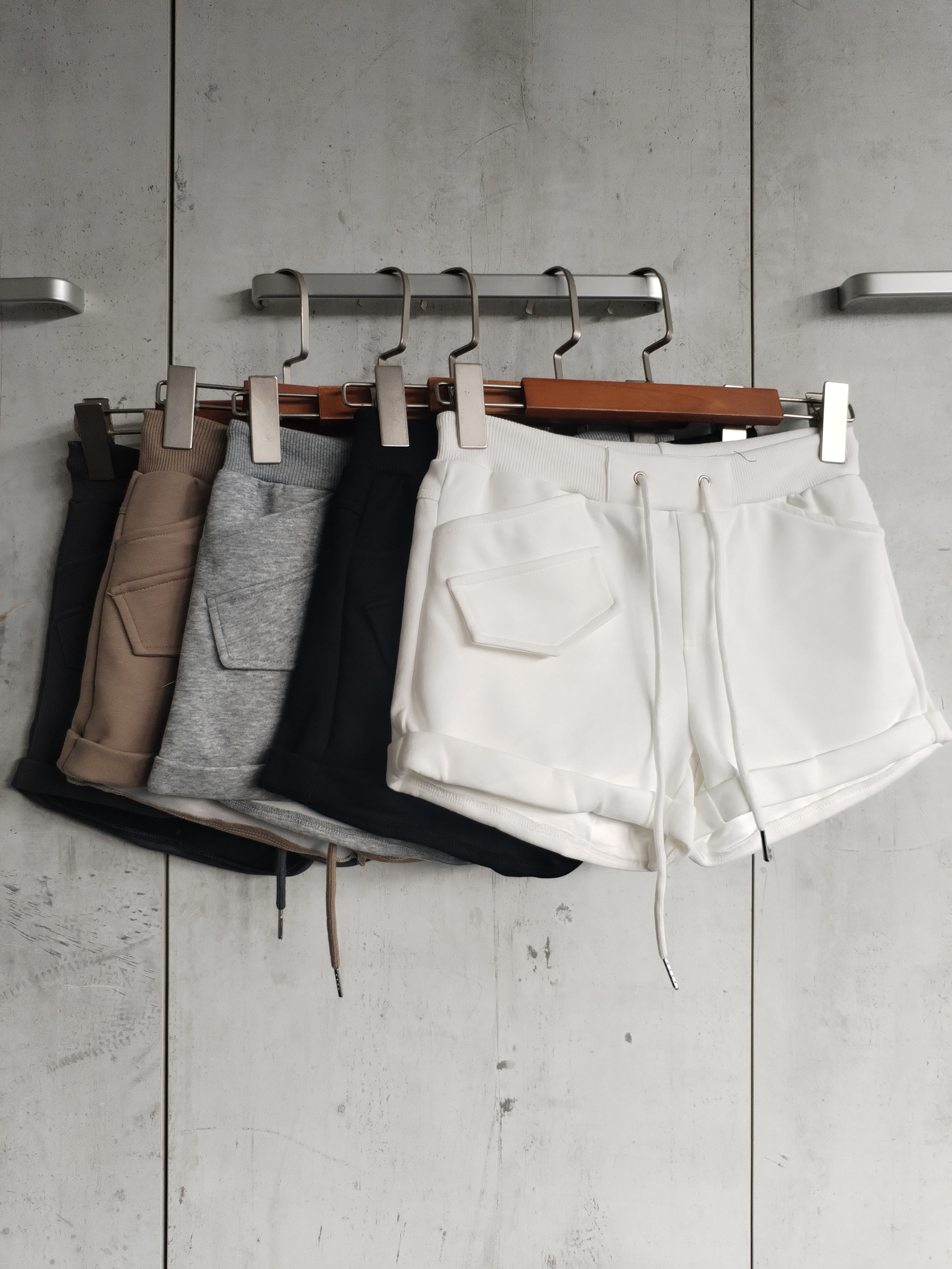 1012 Scarlytt Folded Hem Tie-Waist Sweat Shorts (UW 30-46cm; H 42-50cm; L 26cm)