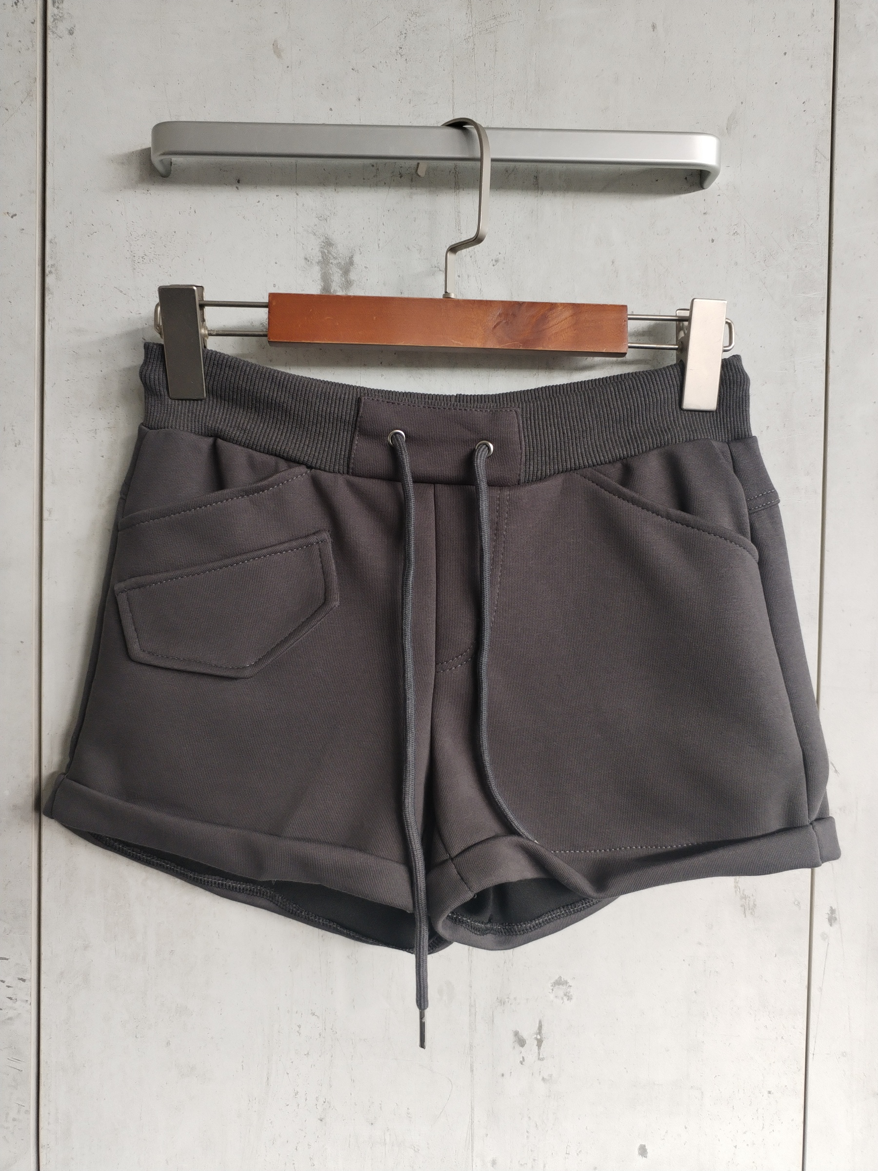 1012 Scarlytt Folded Hem Tie-Waist Sweat Shorts (UW 30-46cm; H 42-50cm; L 26cm)