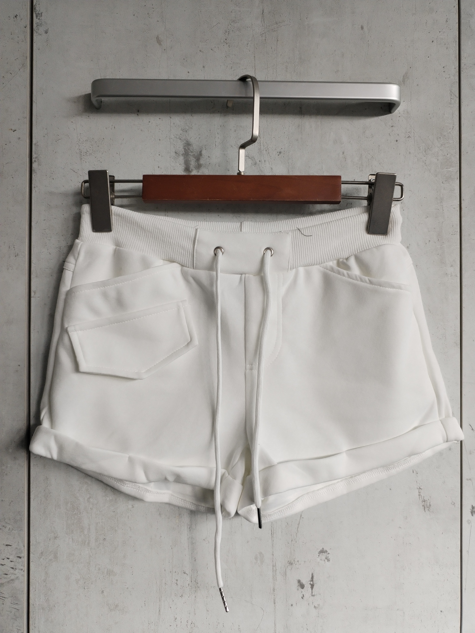 1012 Scarlytt Folded Hem Tie-Waist Sweat Shorts (UW 30-46cm; H 42-50cm; L 26cm)