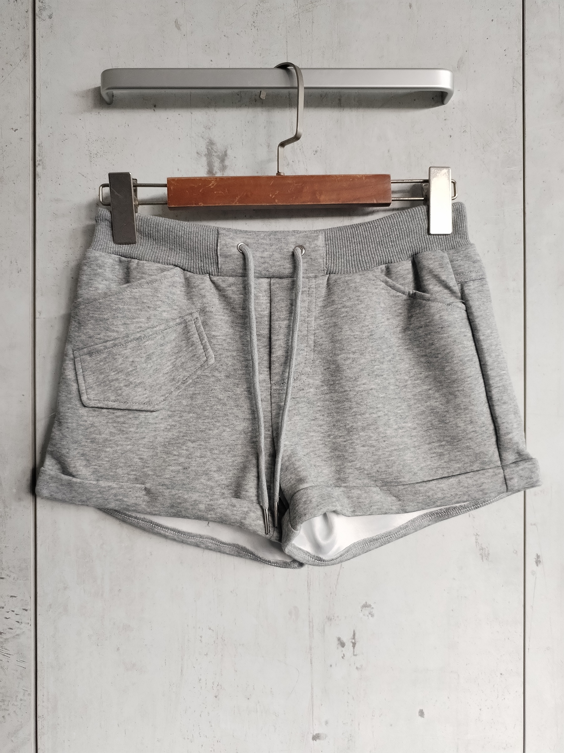 1012 Scarlytt Folded Hem Tie-Waist Sweat Shorts (UW 30-46cm; H 42-50cm; L 26cm)