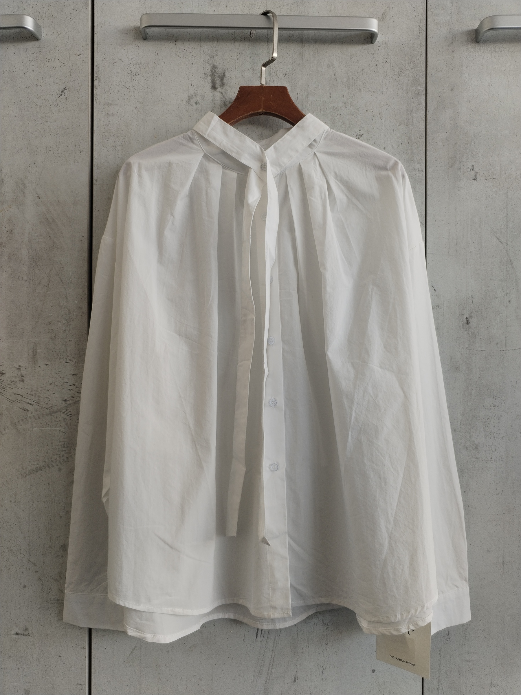 66007 Lorenza Long Sleeve Blouse w Sash (B 65cm; L 60cm)