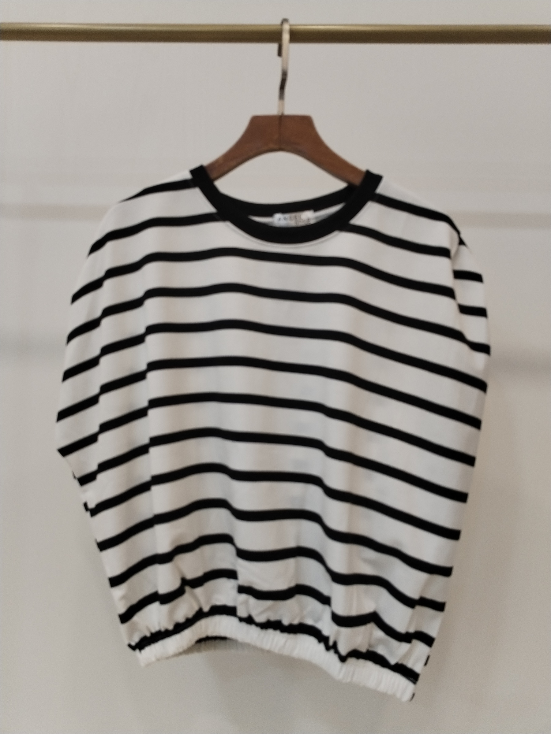 2828 Stansy Pleated Shoulder Striped Cotton Top W Cuff Waist (B 54-64cm; L 51cm)