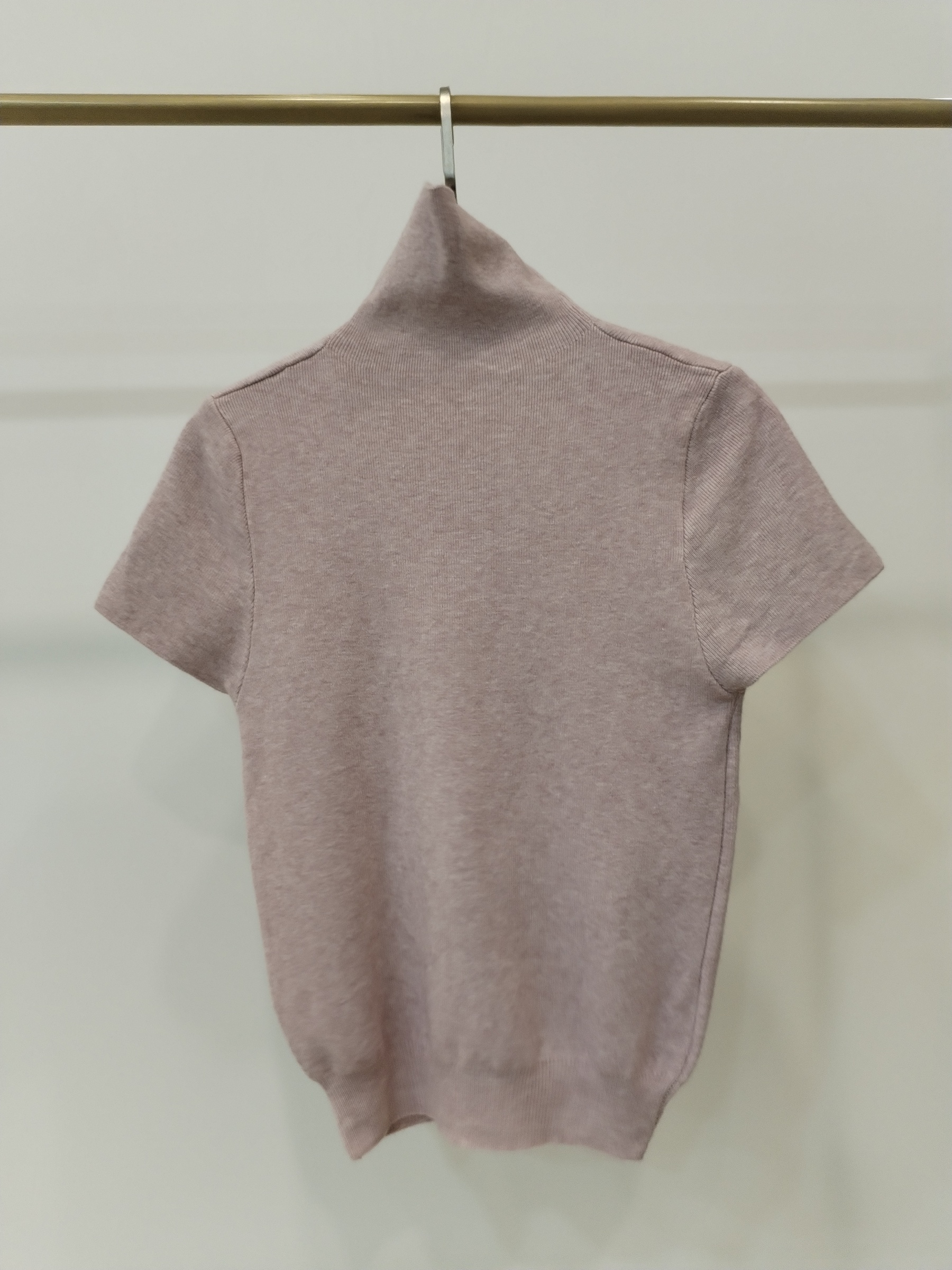 6727 Tristania Turtle Neck Short Sleeve Knit Top (B 37-53cm; L 49cm)