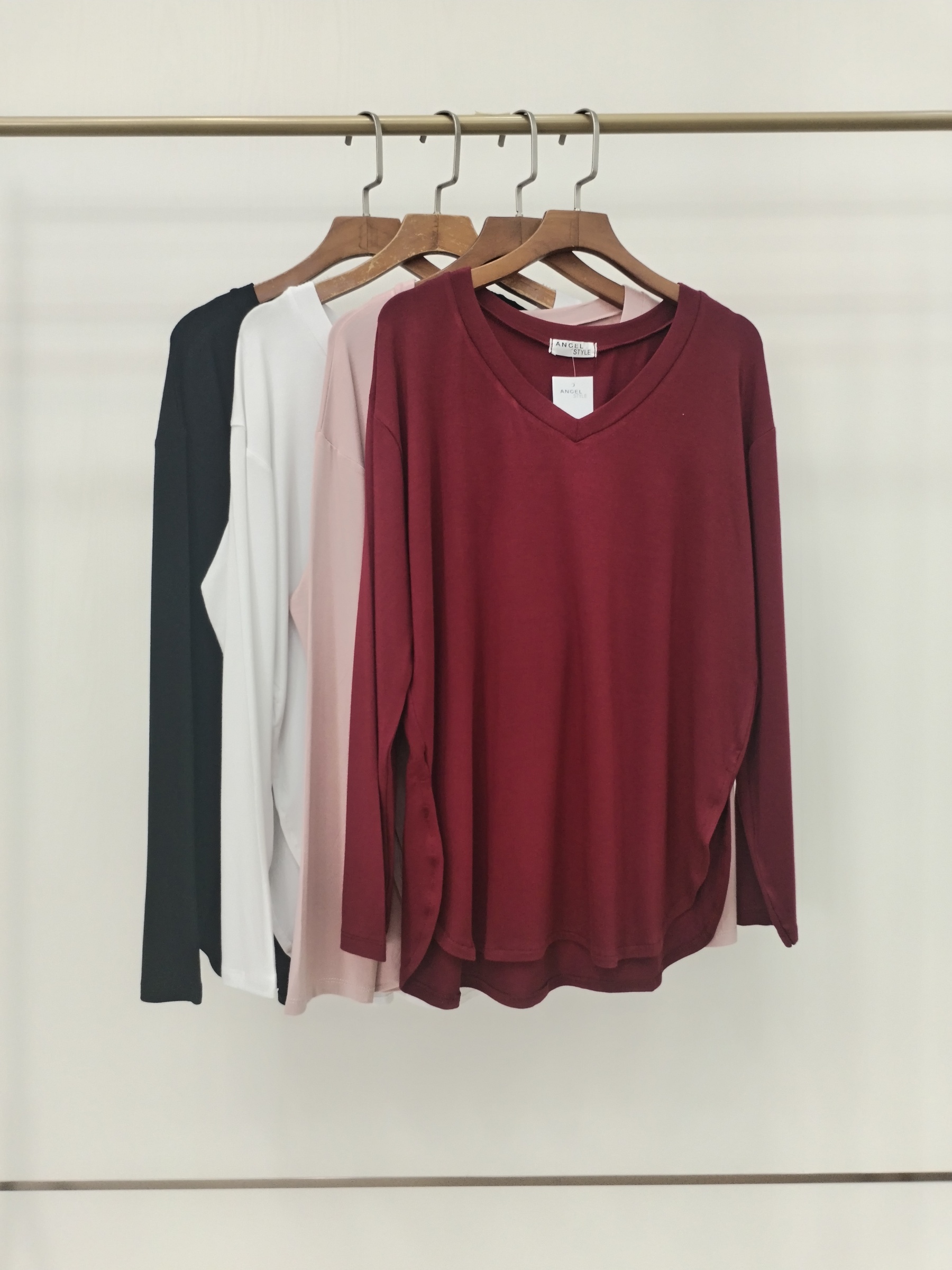 2836 Lavonte Long Sleeve V-Neck Soft Cotton Top w Side Slits (B 51-56cm; L 44/65cm)