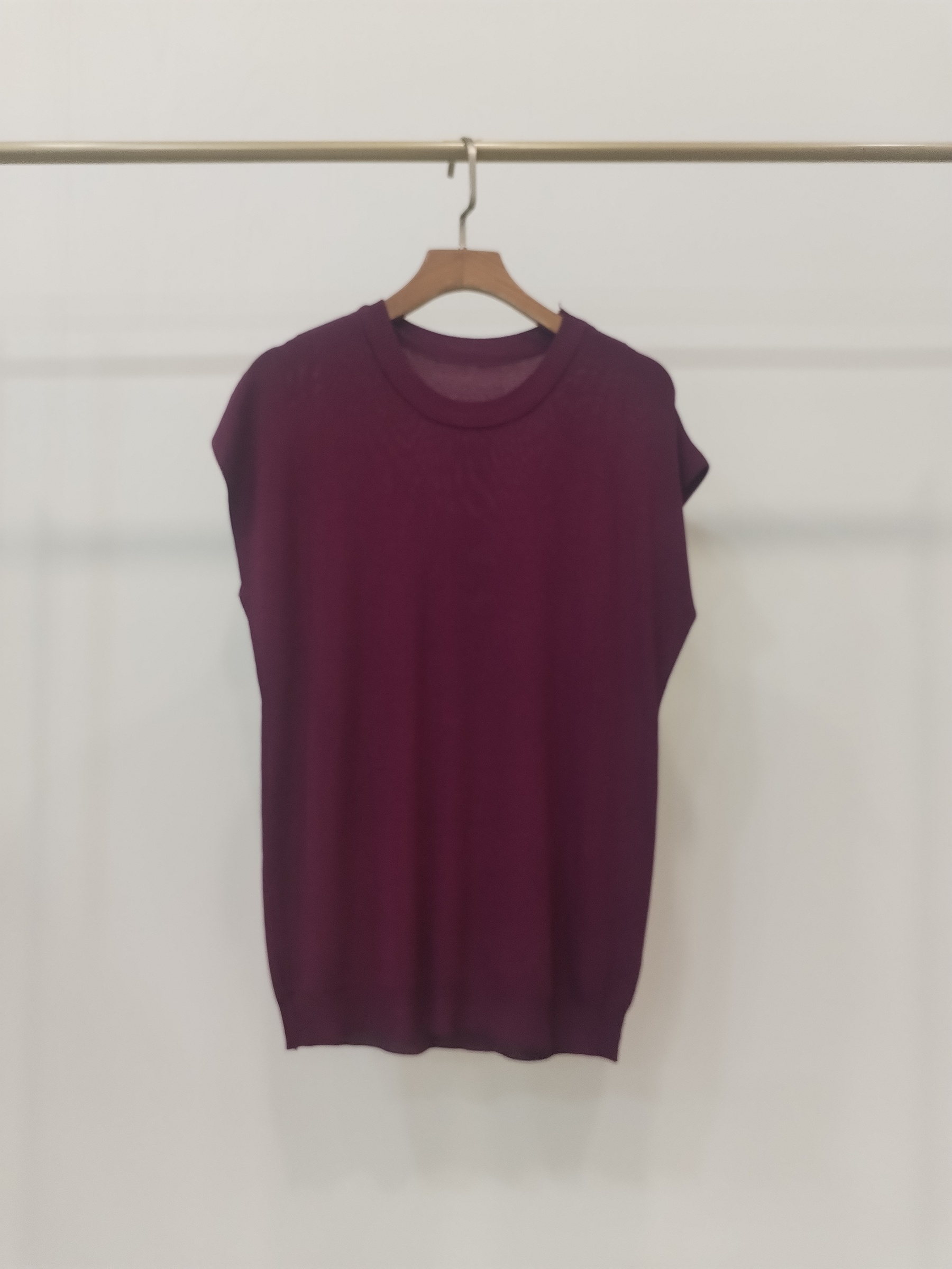 1925 Rebel Round Neck Cap Sleeve Cooling Knit Top (B 44-54cm; L 55cm)