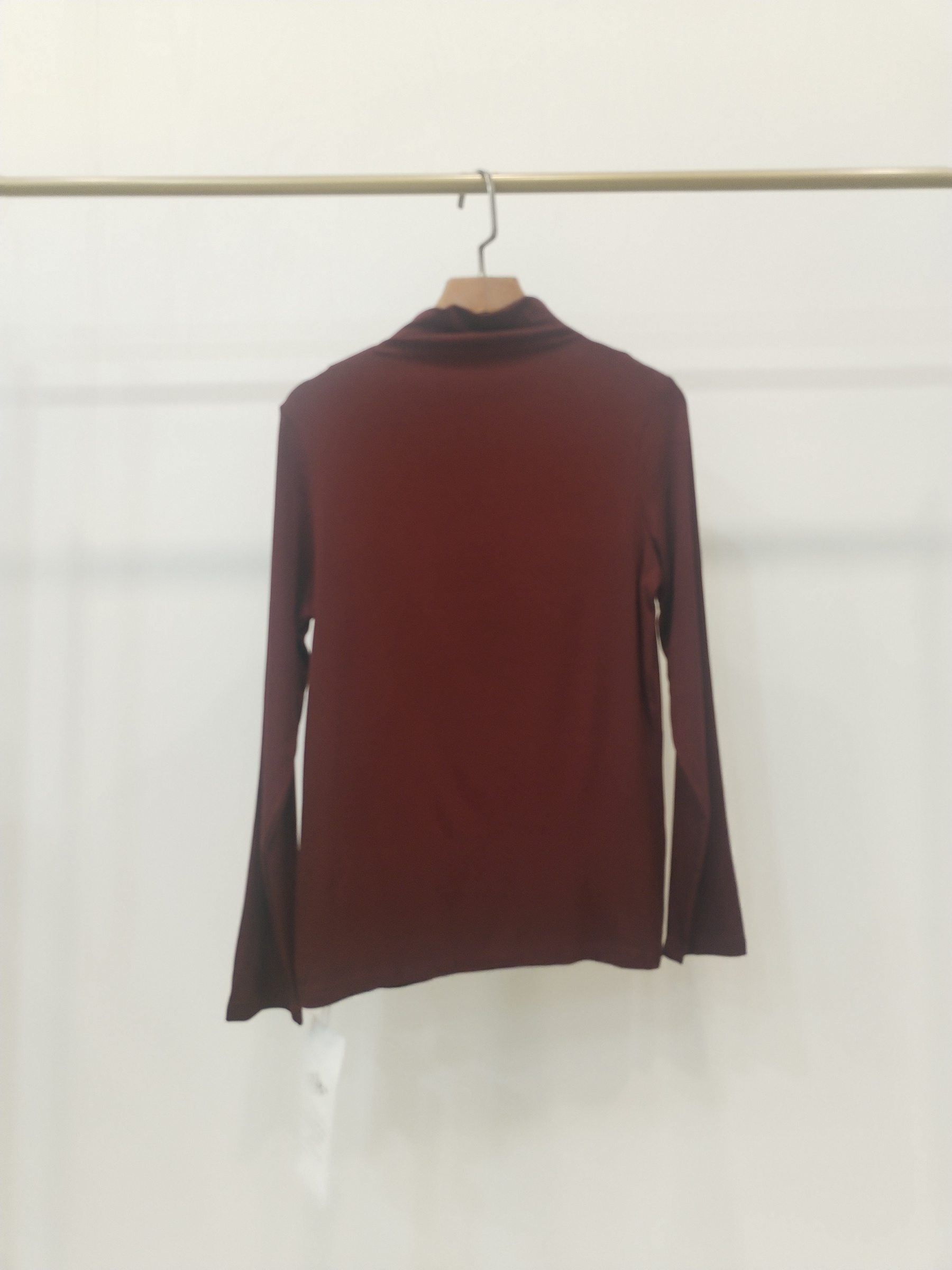 8823 Loxley Long Sleeve High Neck Cotton Top (B 40-52cm; L 56cm)