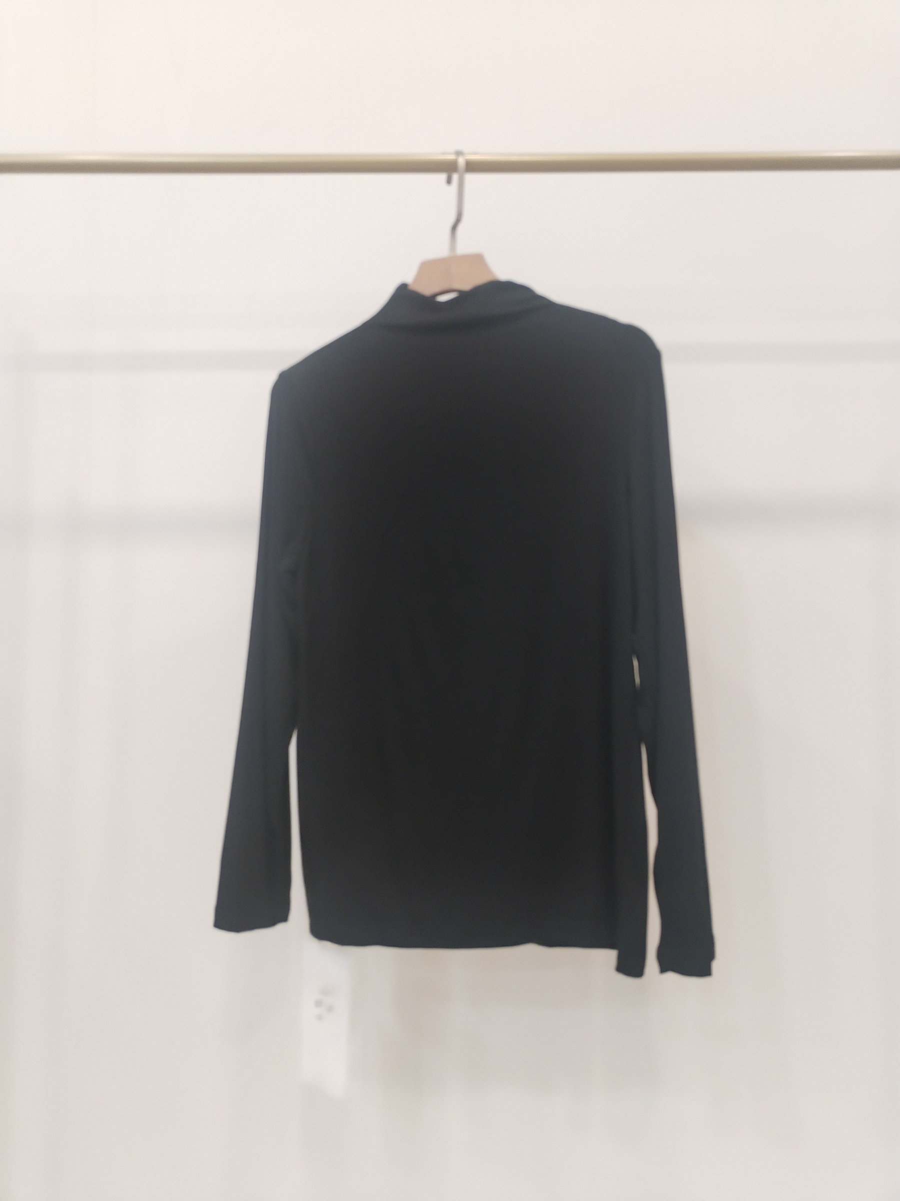 8823 Loxley Long Sleeve High Neck Cotton Top (B 40-52cm; L 56cm)