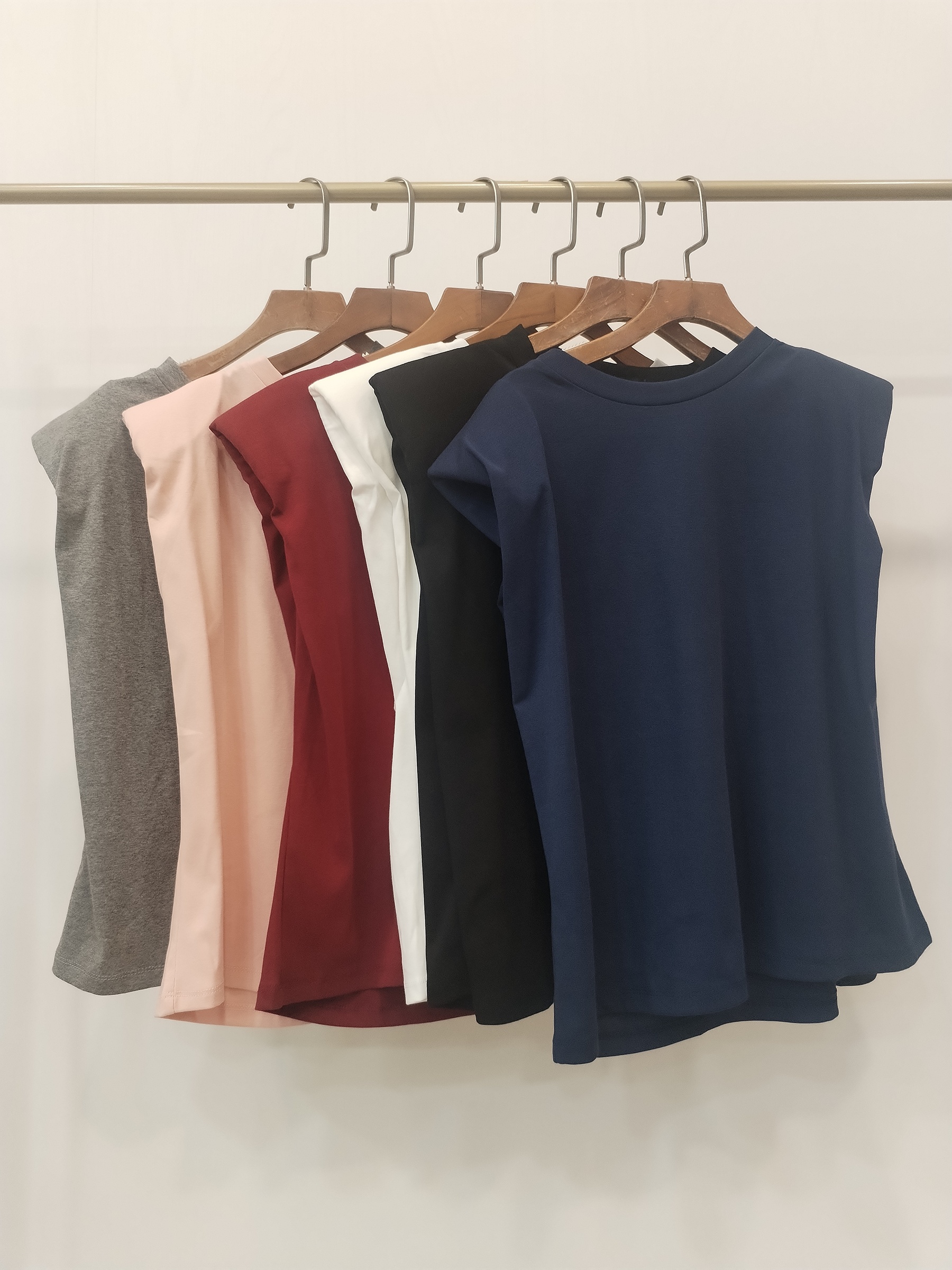 2843 Shanette Padded Shoulder Cotton Top (B 47-54cm; L 54cm)