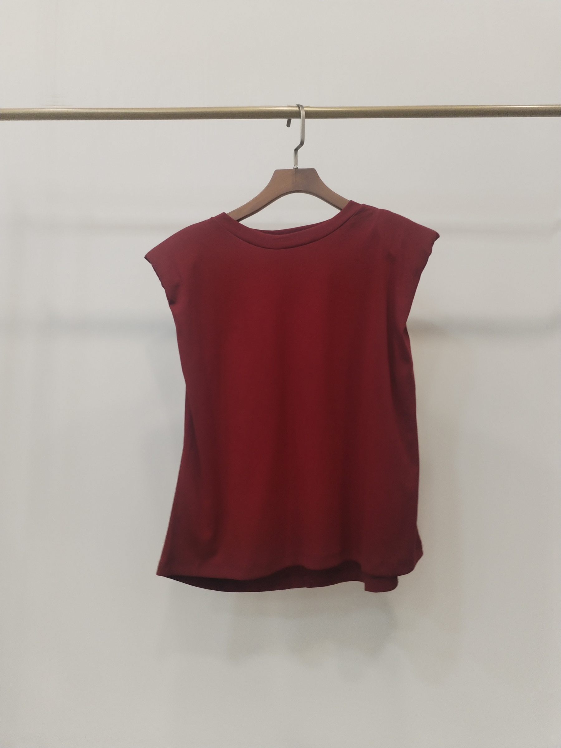 2843 Shanette Padded Shoulder Cotton Top (B 47-54cm; L 54cm)