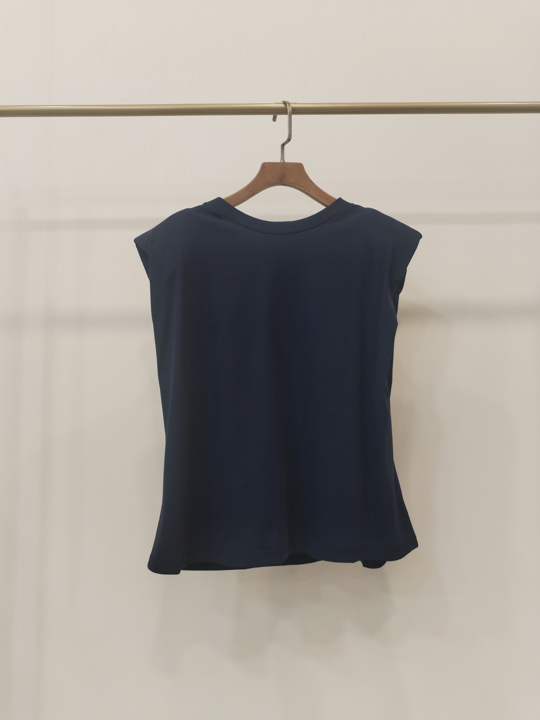 2843 Shanette Padded Shoulder Cotton Top (B 47-54cm; L 54cm)