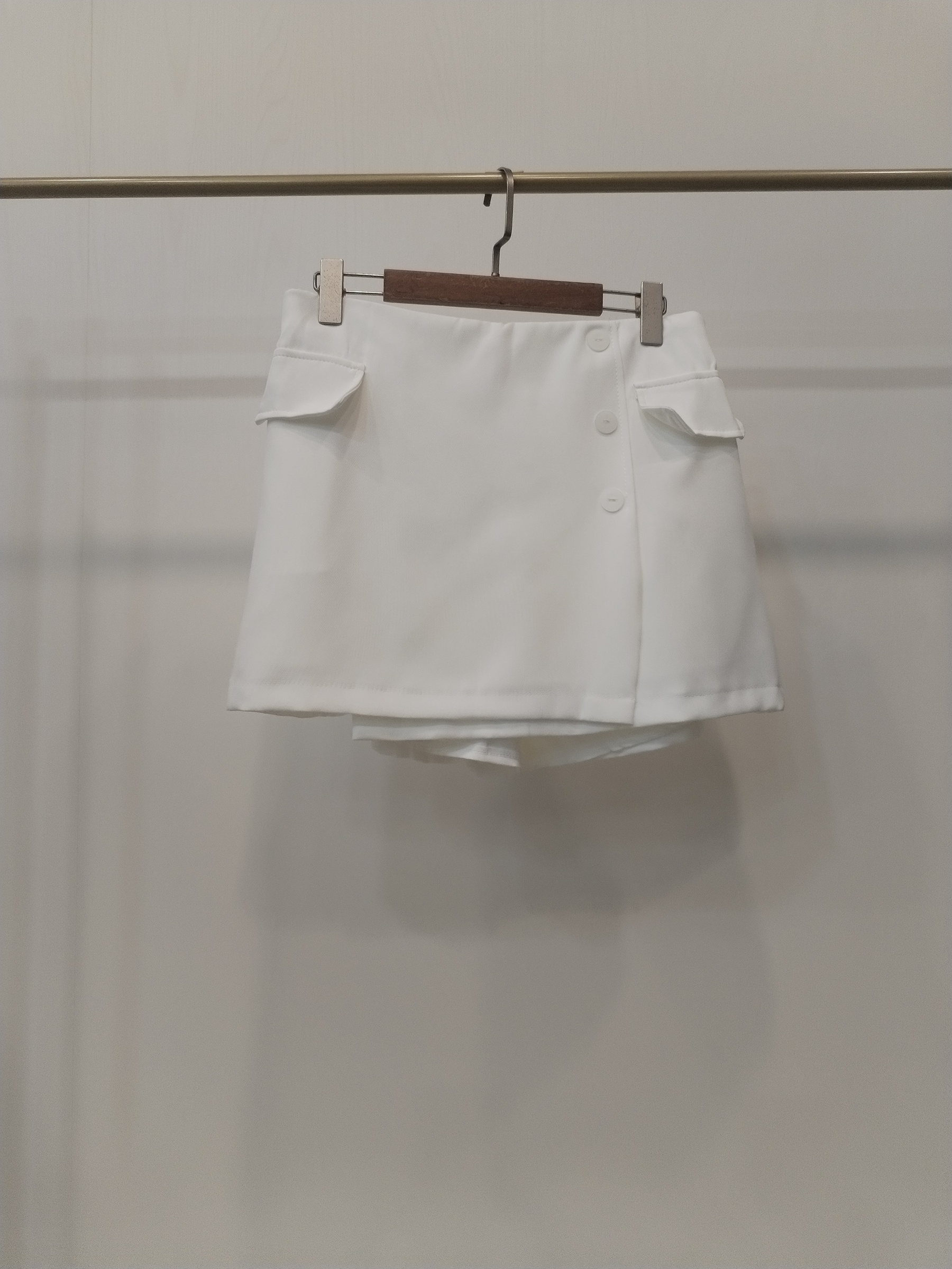 2844 Zendaya Skirt w Inner Shorts & Side Zipper (UW 40-58cm; H 54-60cm; L 38cm)