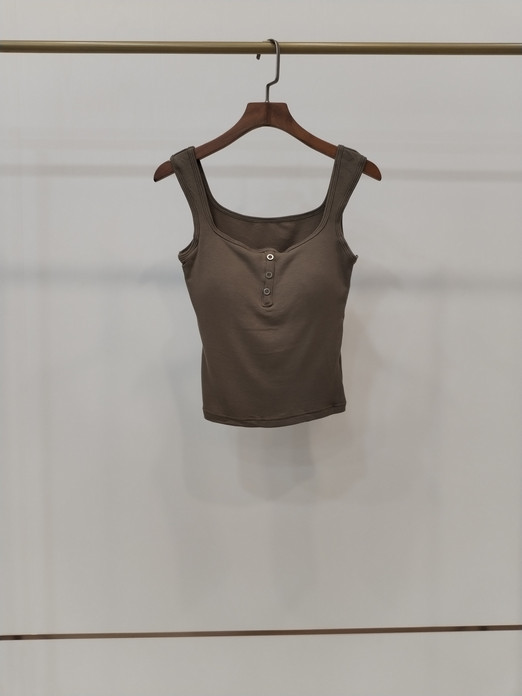 88813 Burdell Button-Embellished Padded Tank Top (B 32-45cm; L 44cm)