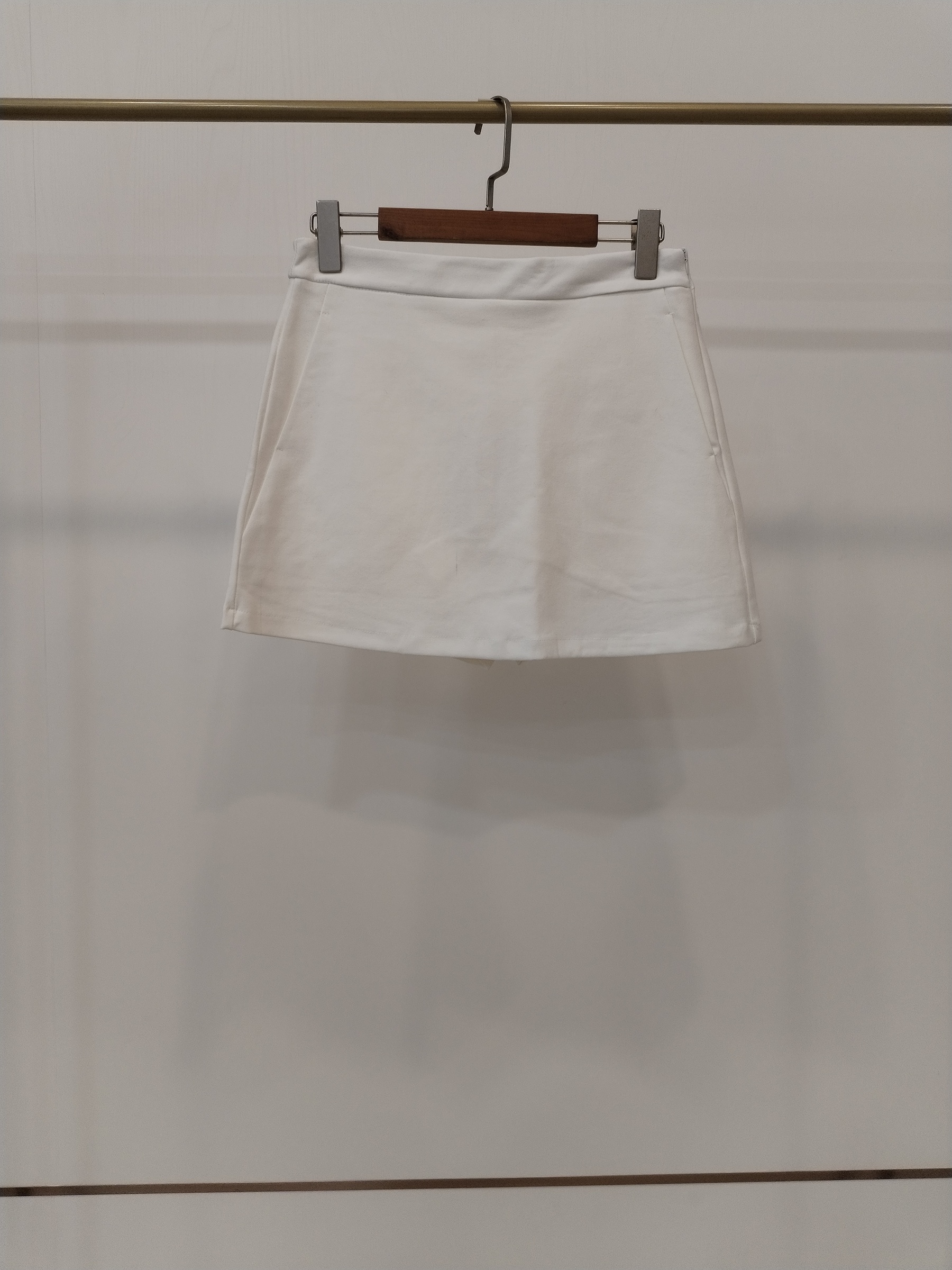 5980 Zevvia Side Zipper Skirt w Inner Shorts & Pockets (XL: UW 34-36cm; H 39-44cm; L 35cm, 2XL: UW 38-39cm; H 43-48cm; L 37cm, 4XL: UW 40-42cm; H 45-50cm; L 39cm)