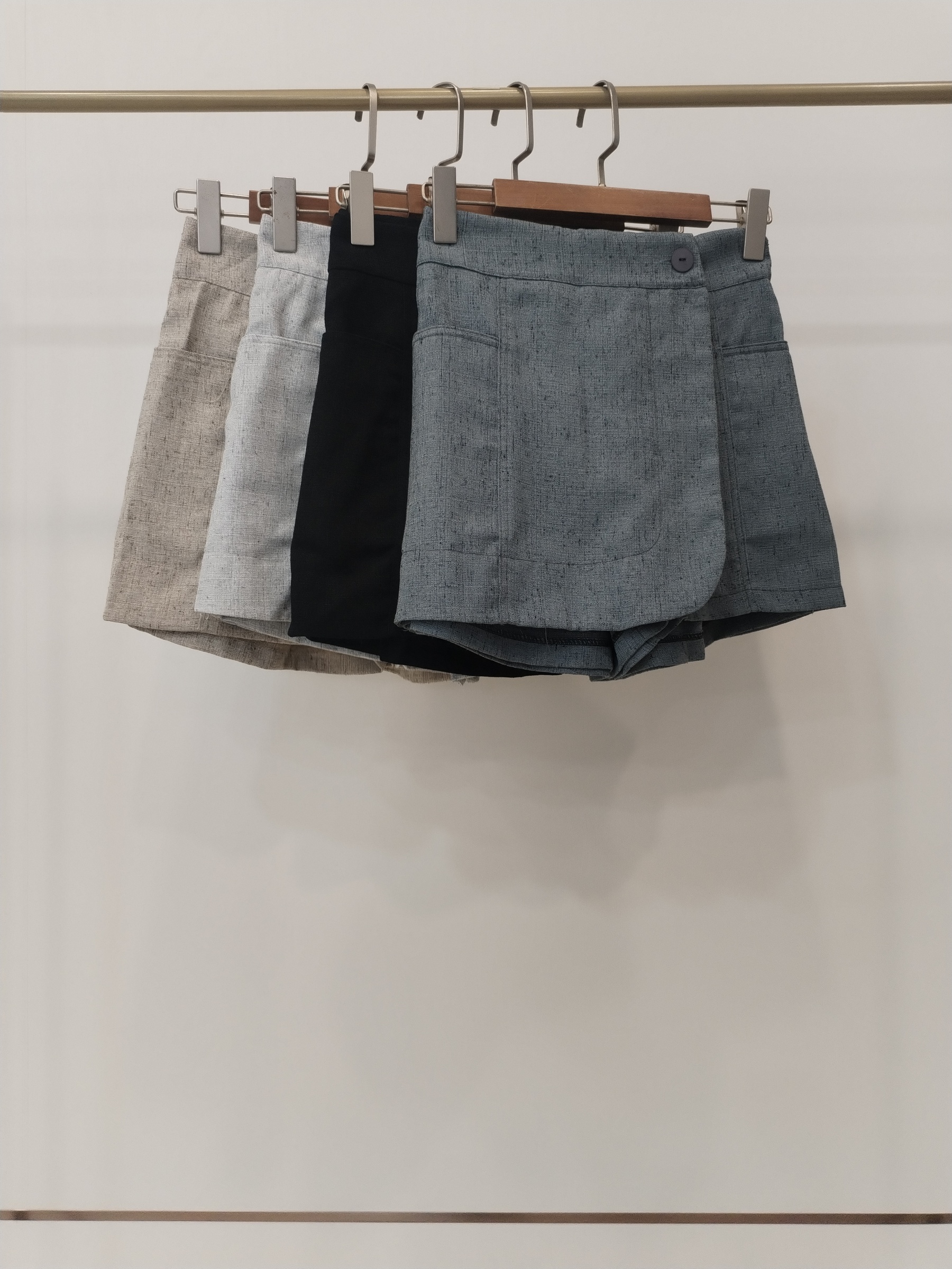 2874 Sirizia Skorts w Side Zipper (UW 33-43cm; H 42-52cm; L 36cm)