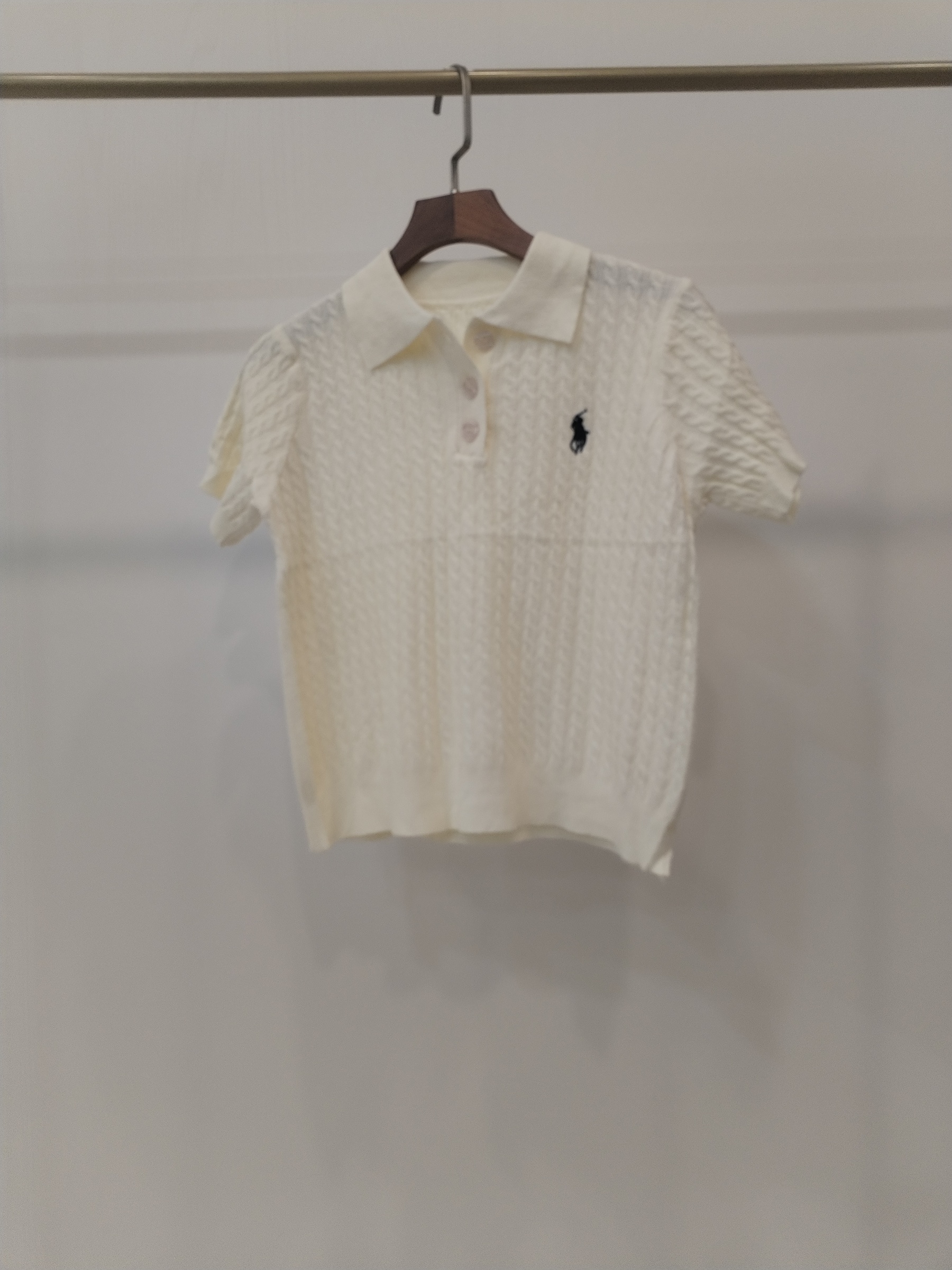 2061 Posy Polo Fit Collared Knit Top (B 40-49cm; L 45cm)