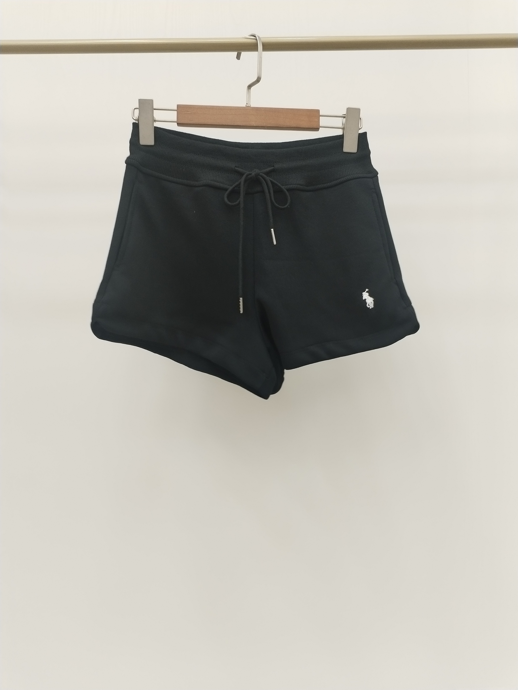 1029 Solene Polo Sporty Shorts (UW 34-46cm; H 43-55cm; L 30cm)