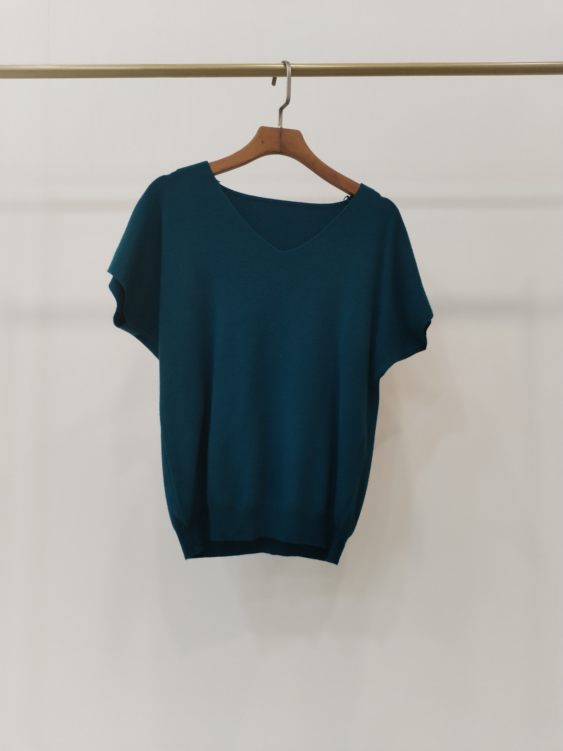 6010 Carsonne V-Neck Cap Sleeve Knit Top (B 46-53cm; L 52cm)