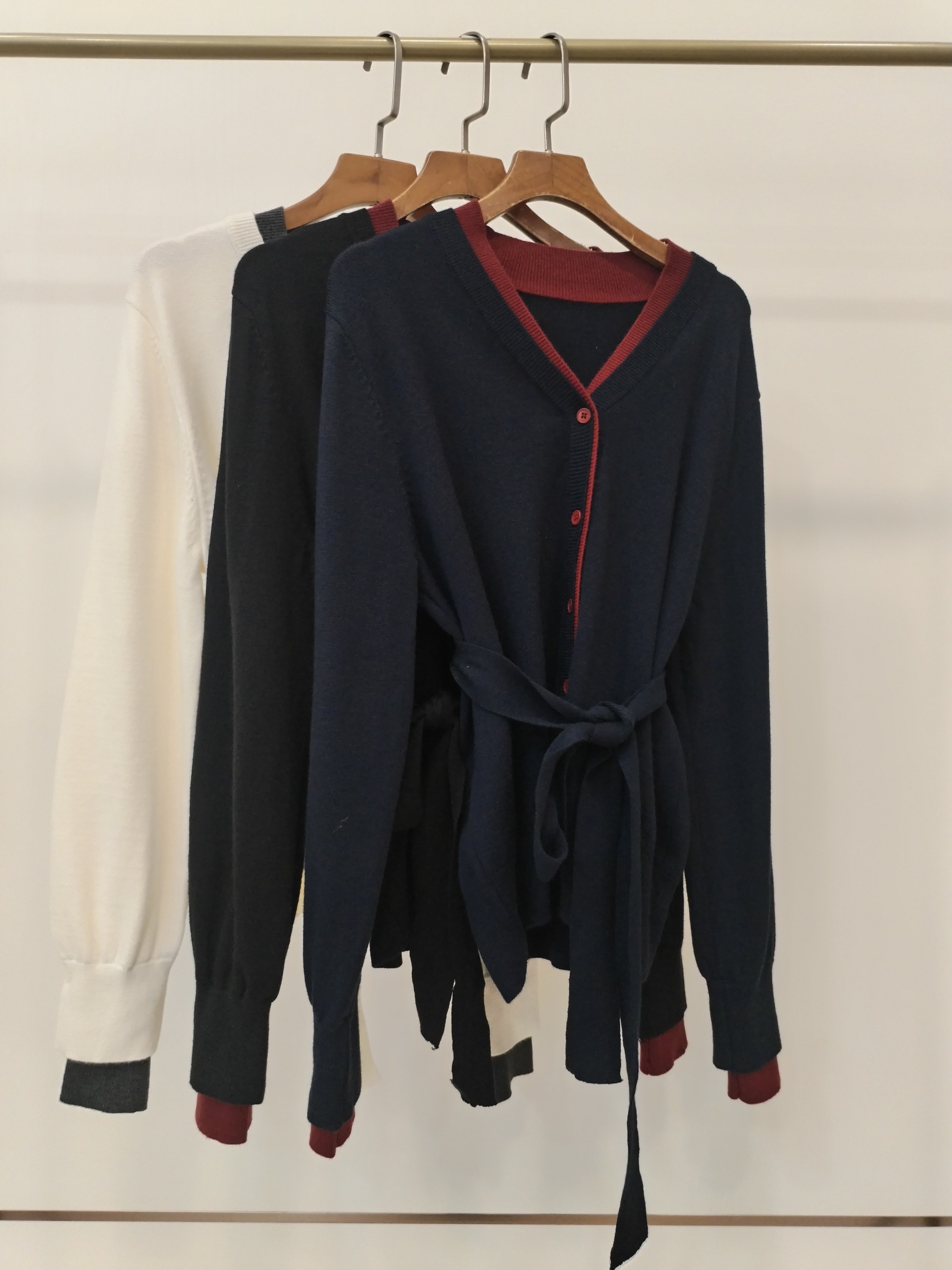 1618 Sashka V-Neck Knit Cardigan w Sash (B 51-57cm; L 56cm)