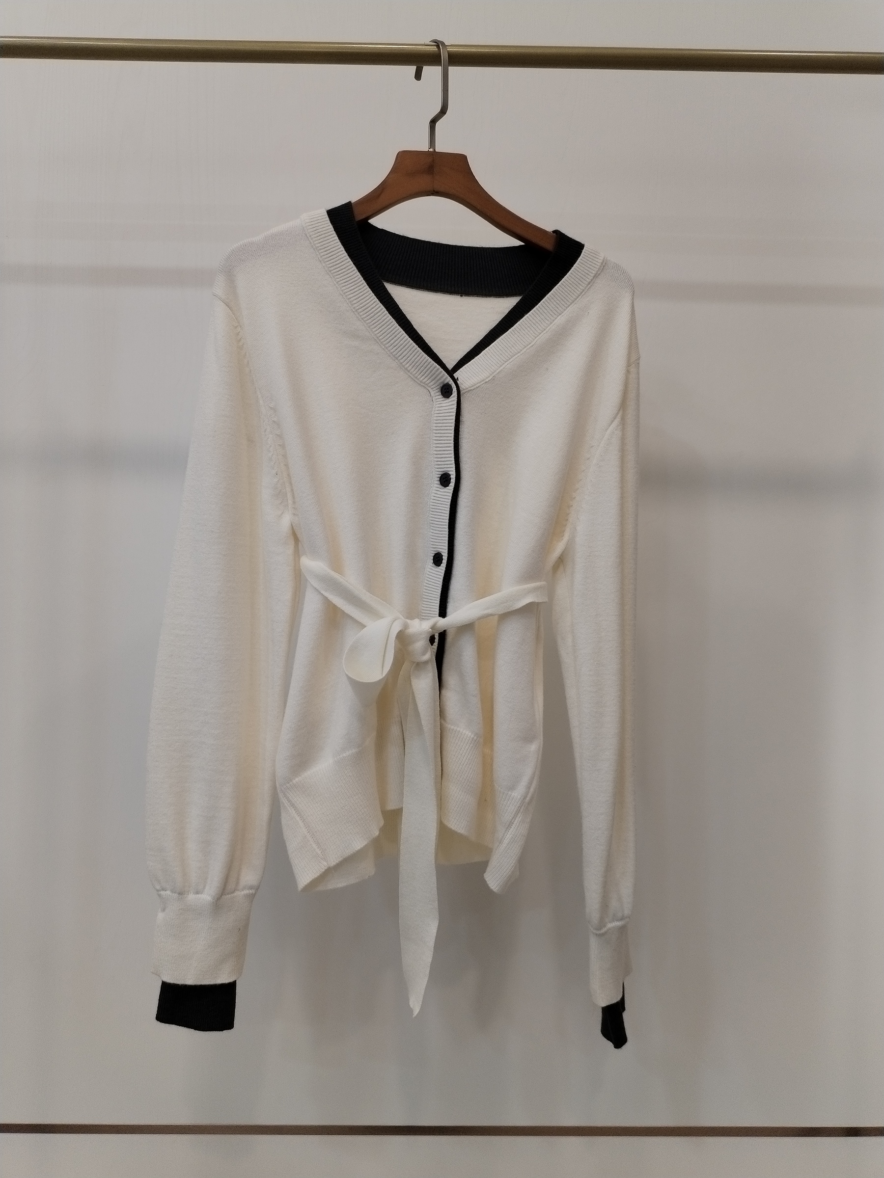 1618 Sashka V-Neck Knit Cardigan w Sash (B 51-57cm; L 56cm)
