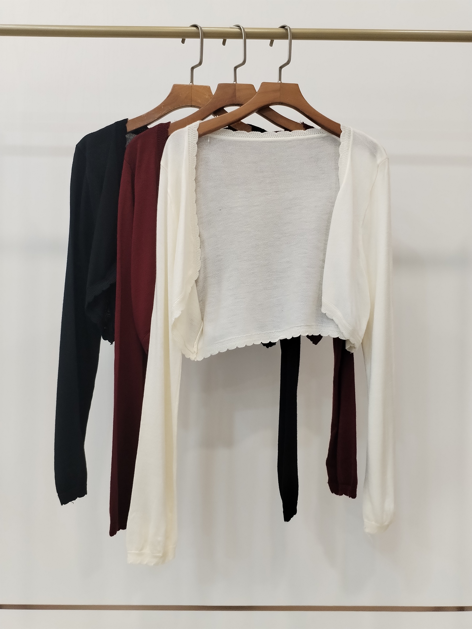 2884 Bexley Cropped Buttonless Knit Cardigan (B FS; L 34cm)