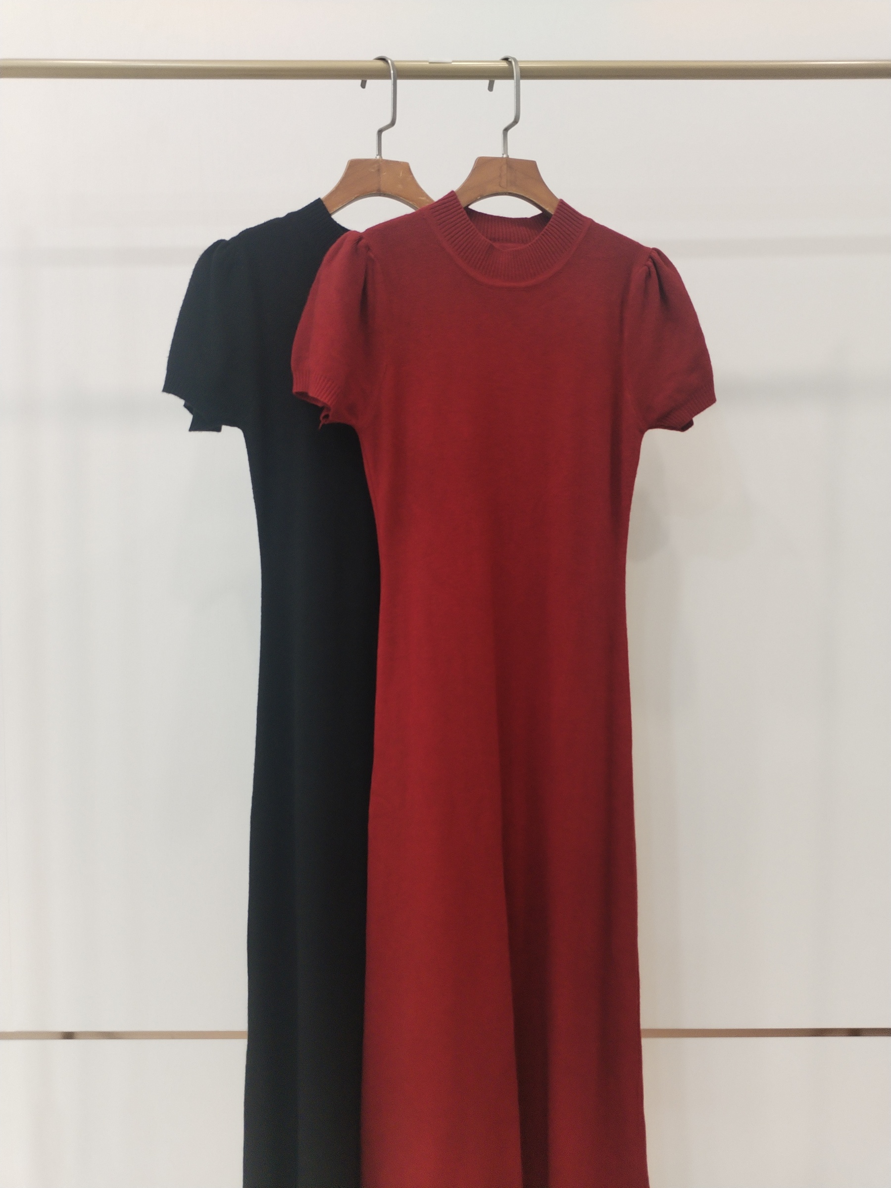 36153 Pedrine Puffy Sleeve Knit Dress (B 36-52cm; H 43-70cm; L 111cm)