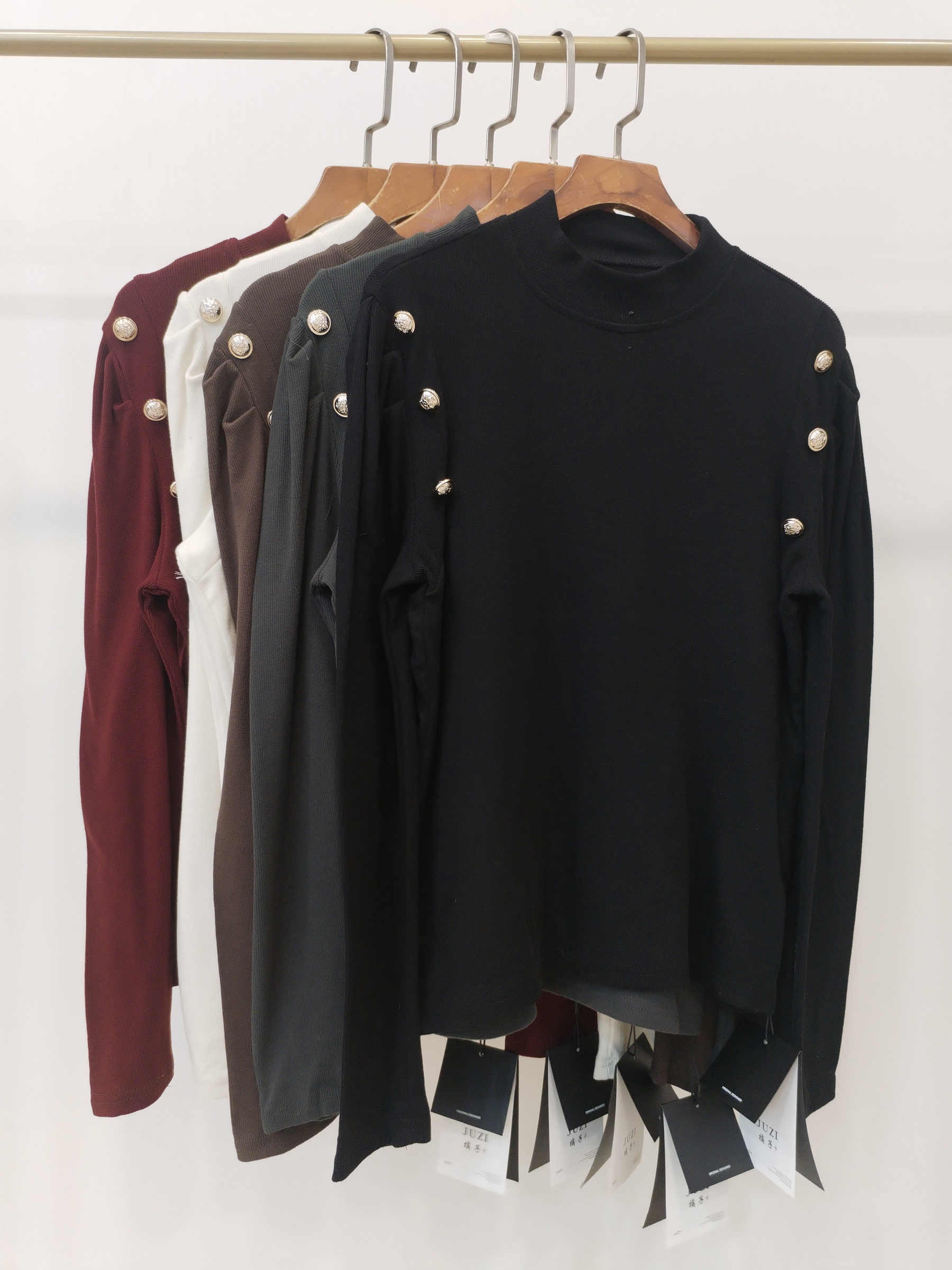 937 Berkeley Crest Button-Embellished Long Sleeve Cotton Top (B 45-54cm; L 55cm)