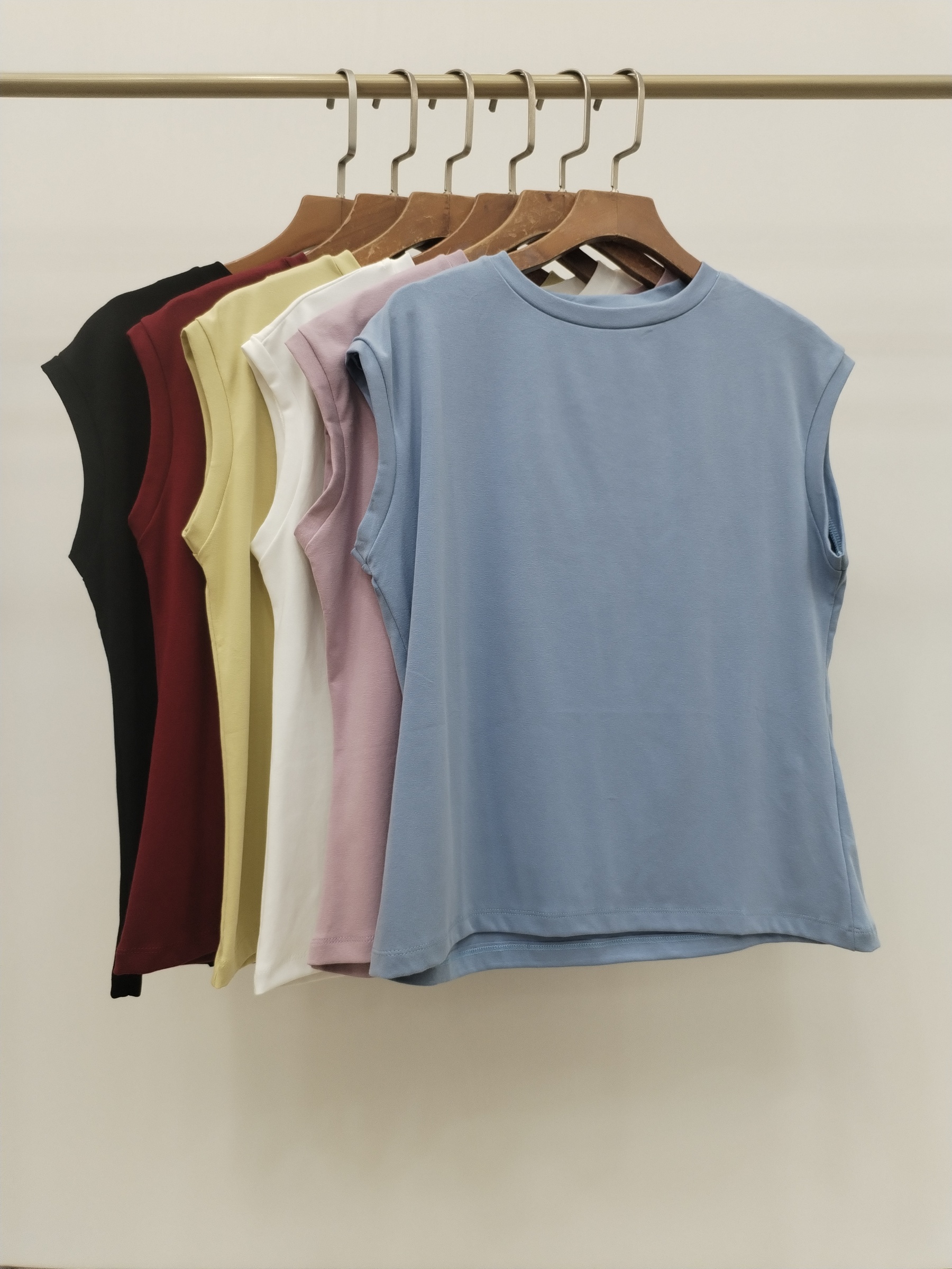 2889 Soviana Sleeveless Cotton Top (B 46-53cm; L 57cm)