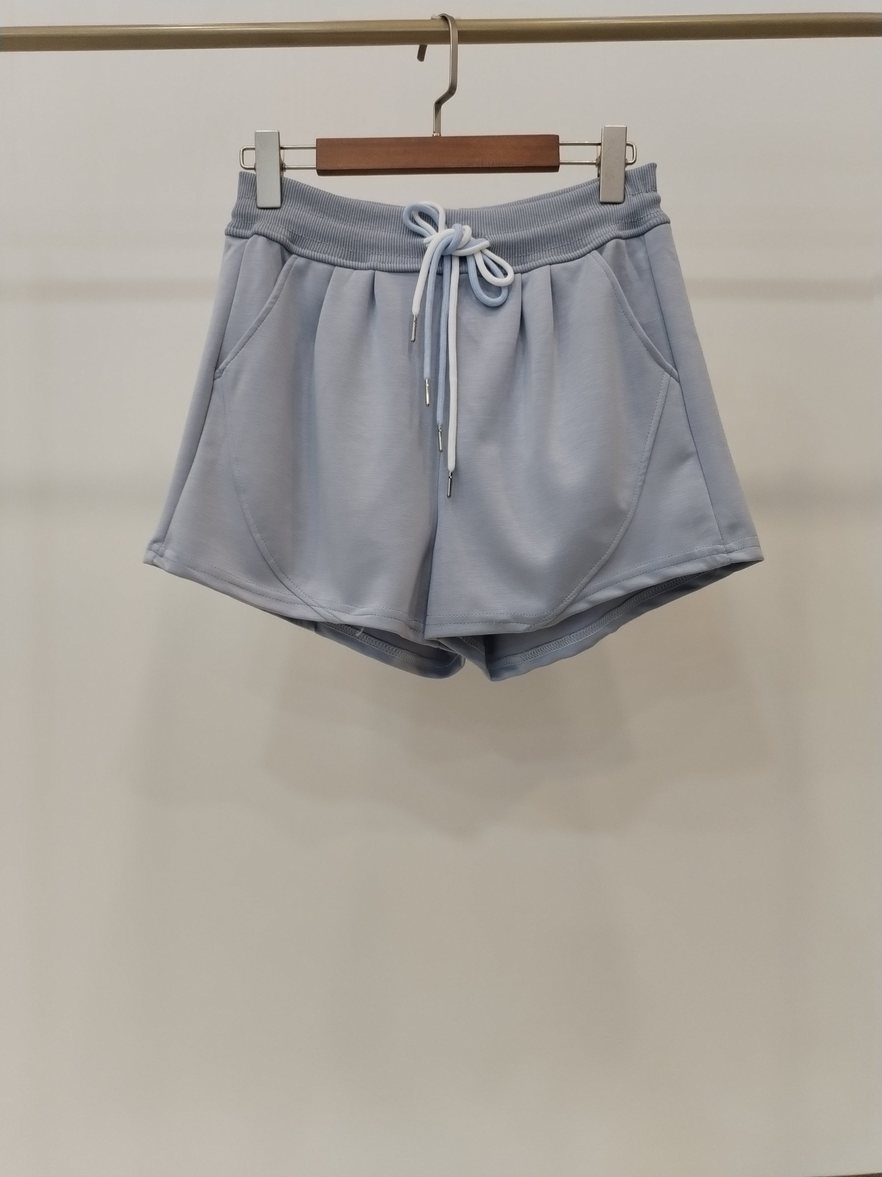 1027 Scostienne Contrast Tie-Waist Comfy Sweat Shorts w Pockets (UW 34-45cm; H 46-60cm; L 34cm)