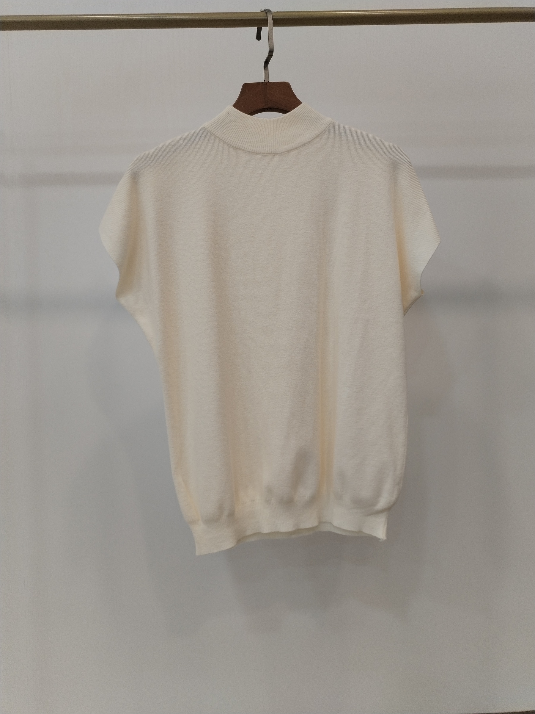 628 Clifton High Neck Cap Sleeve Knit Top (B 48-54cm; L 53cm)