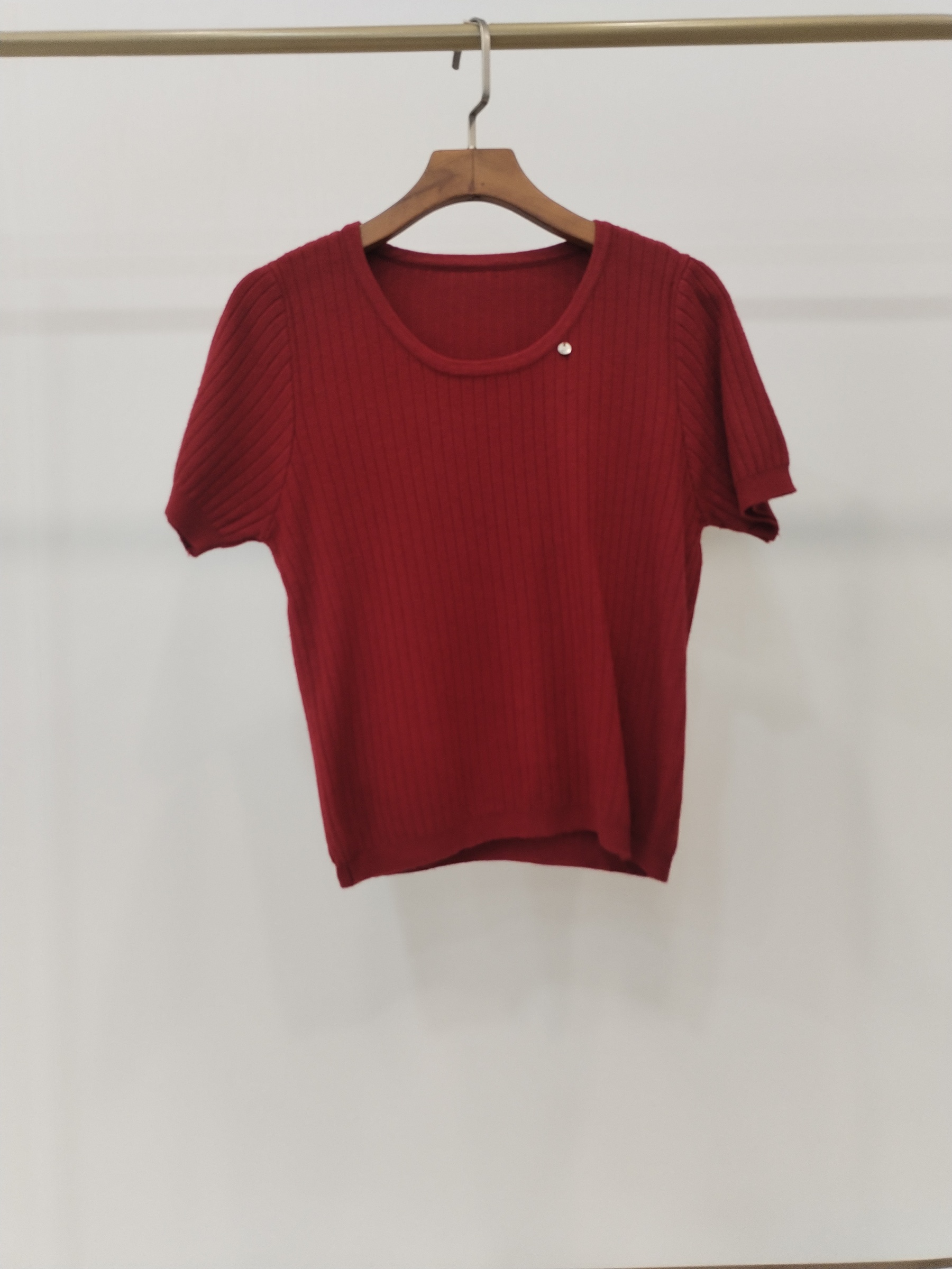 5035 Robbie Ribbed Short Sleeve Knit Top (B 39-51cm; L 49cm)