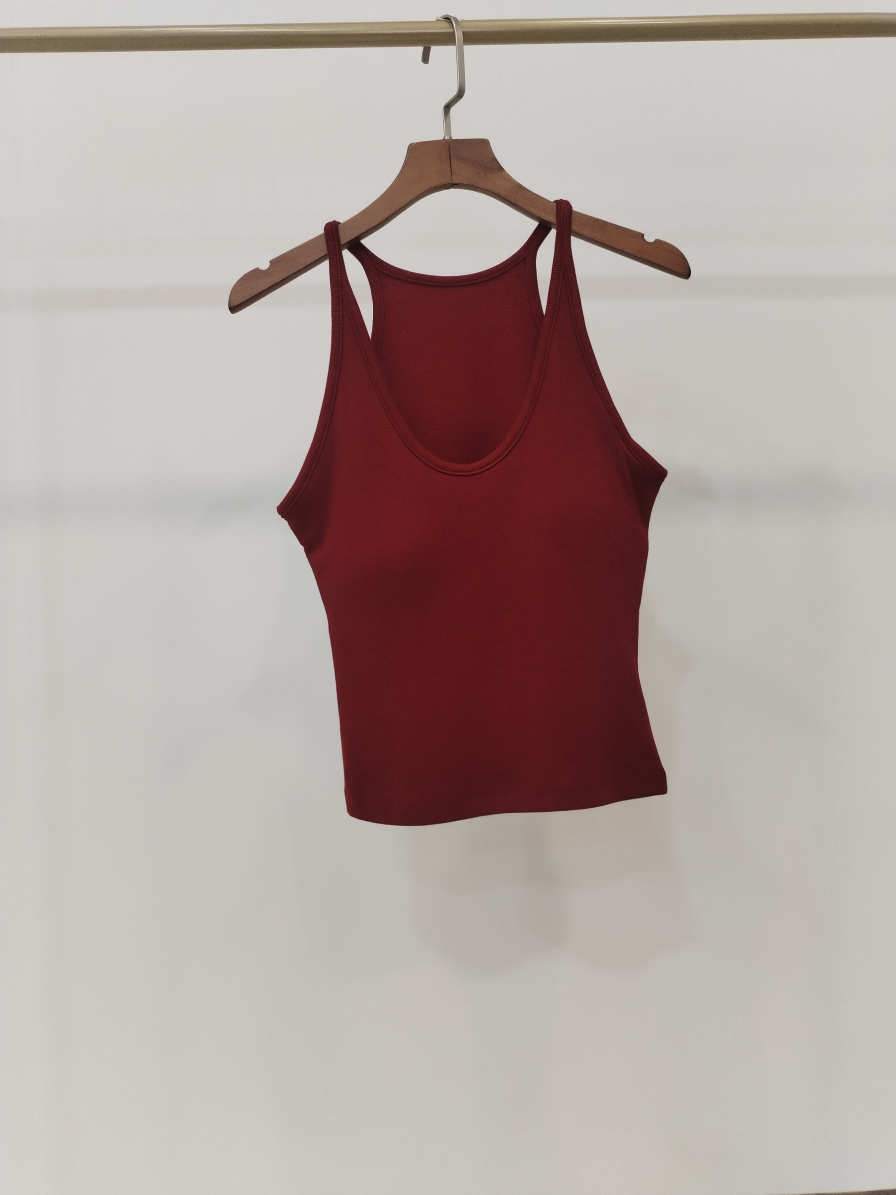 588 Urbanna U-Neck Alluring Strap Cotton Padded Top (B 32-49cm; L 50cm)