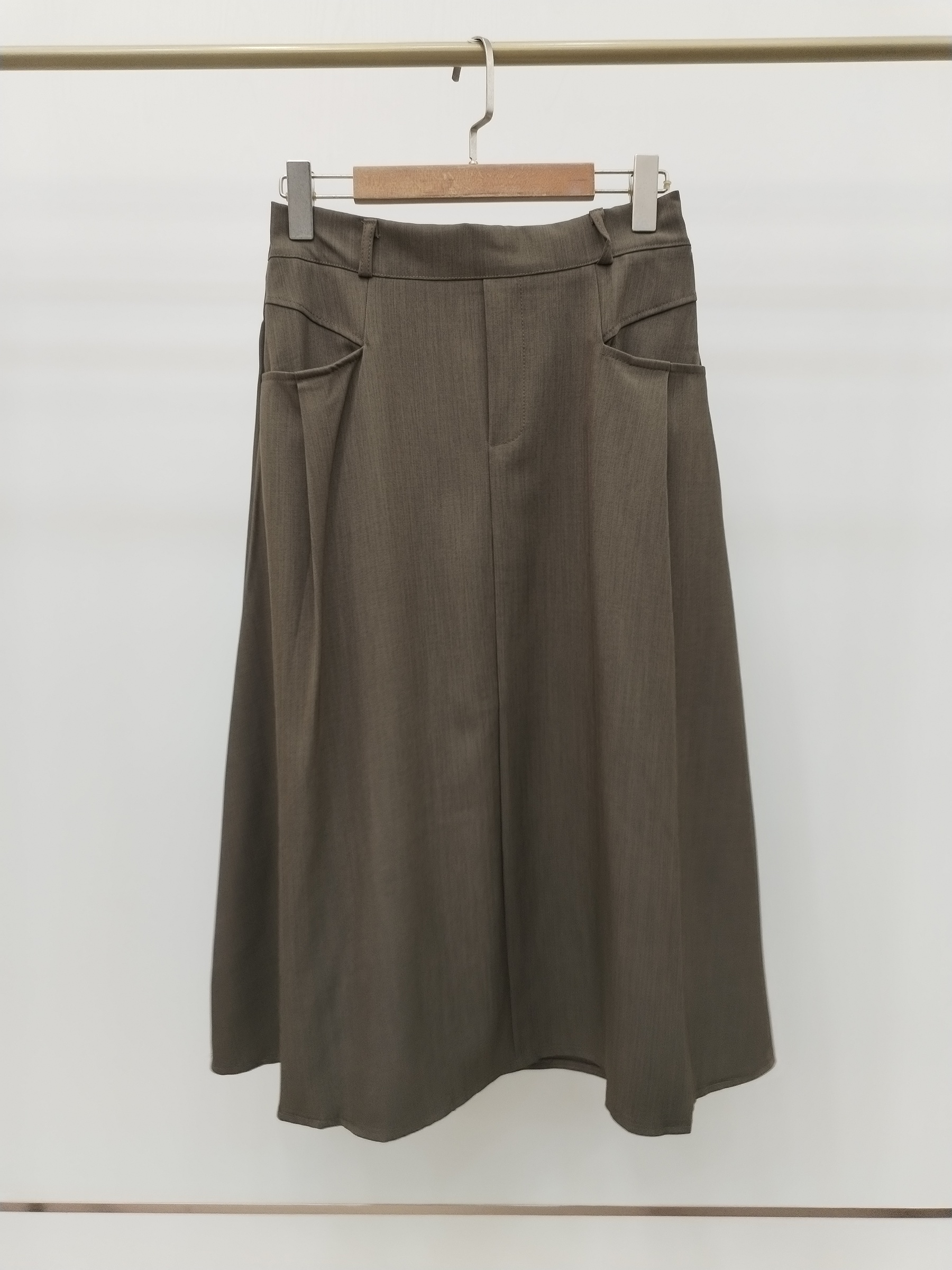 5912 Fiola Front Pockets Half Elastic Waist Midi Skirt (M: UW 32-43cm; H 45-52cm; L 75cm, L: UW 35-46cm; H 48-54cm; L 75cm)