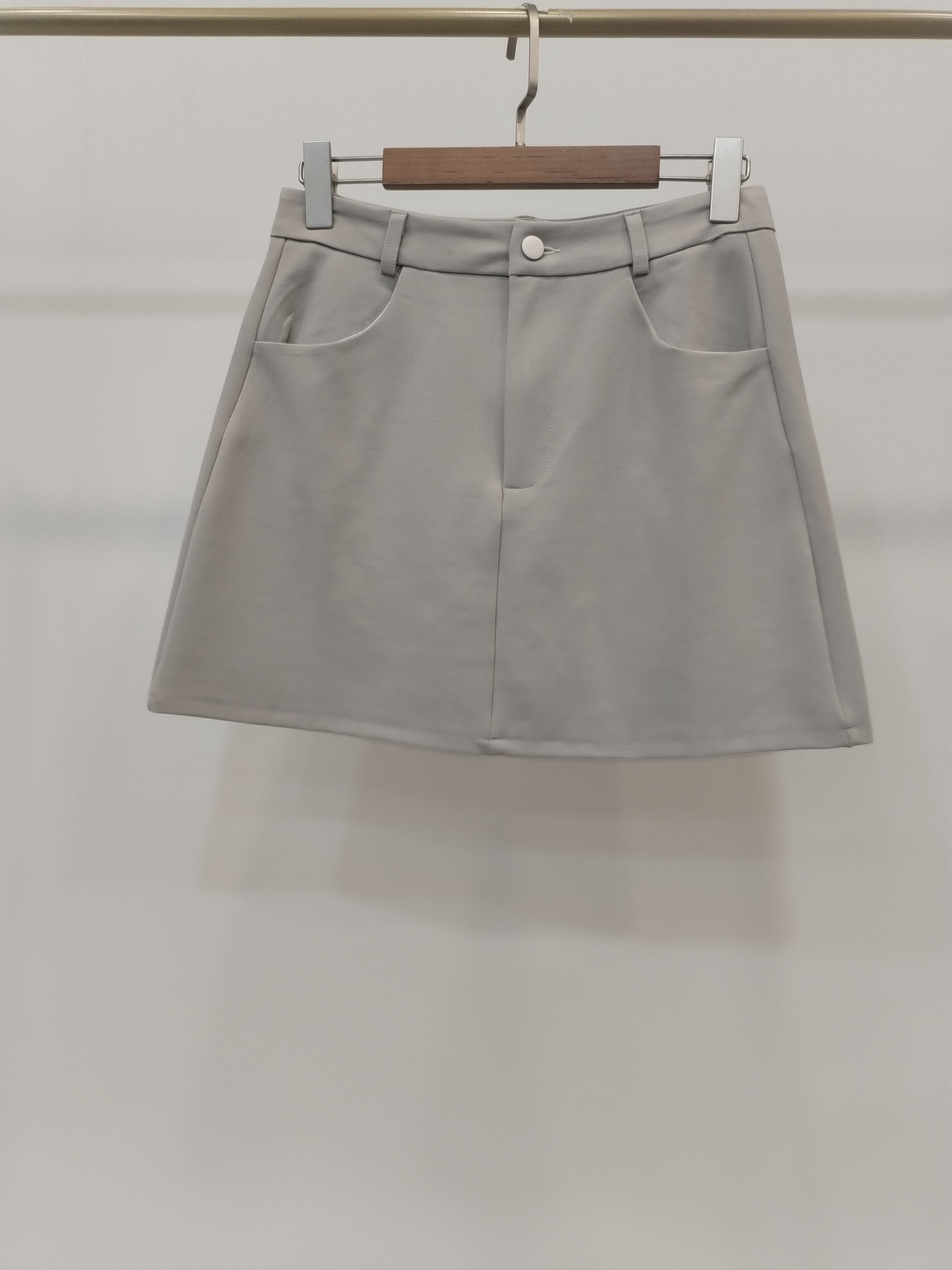 8902 Foretta Front Zipper Skirt w Pockets (M: UW 36-40cm; H 44-51cm; L 39cm, L: UW 38-42cm; H 46-53cm; L 40cm, XL: UW 41-45cm; H 49-55cm; L 40cm)