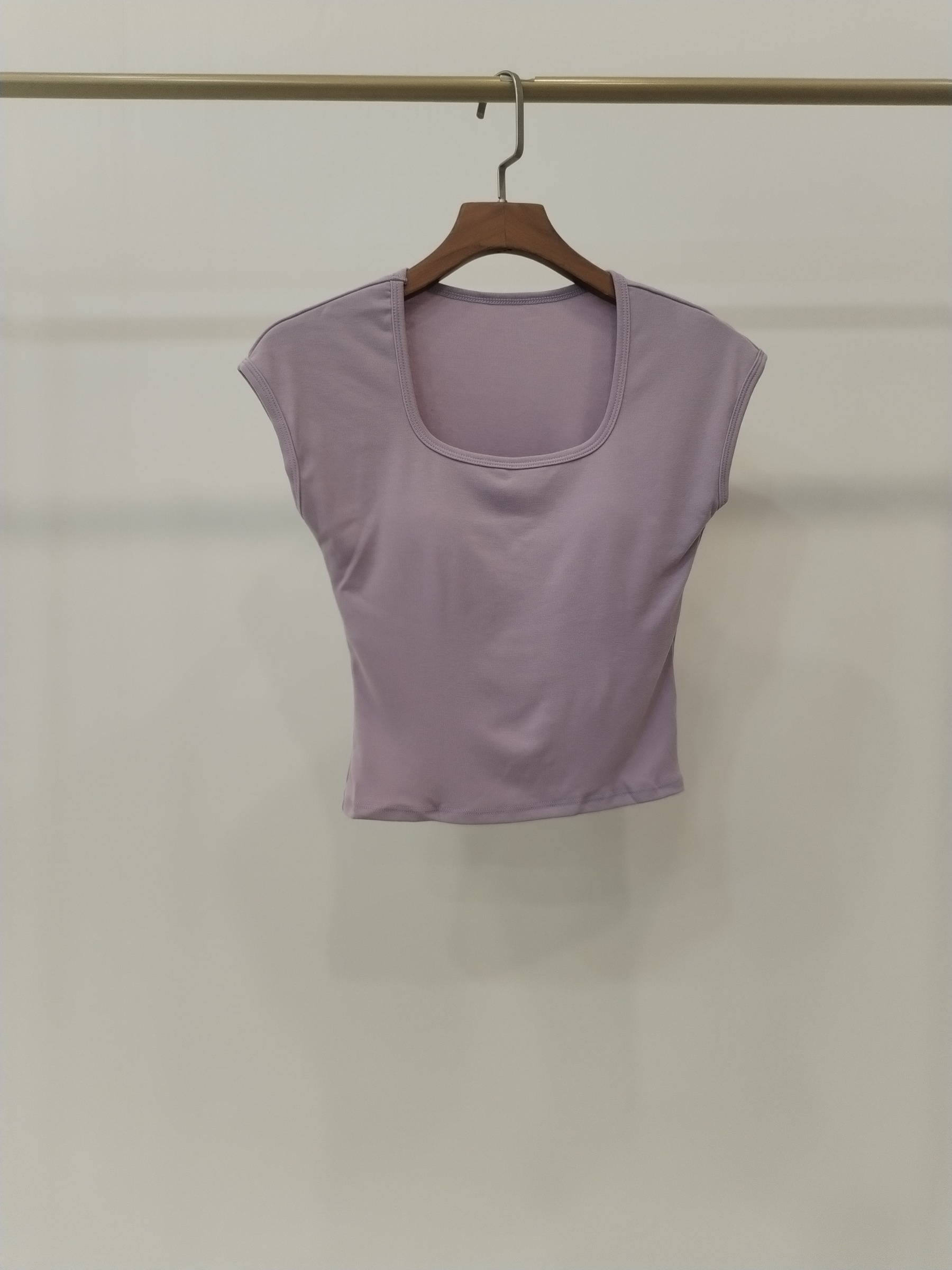 293 Sales: Prestine Square Neck Sleeveless Padded Cotton Top (B 32-42cm; L 38cm)