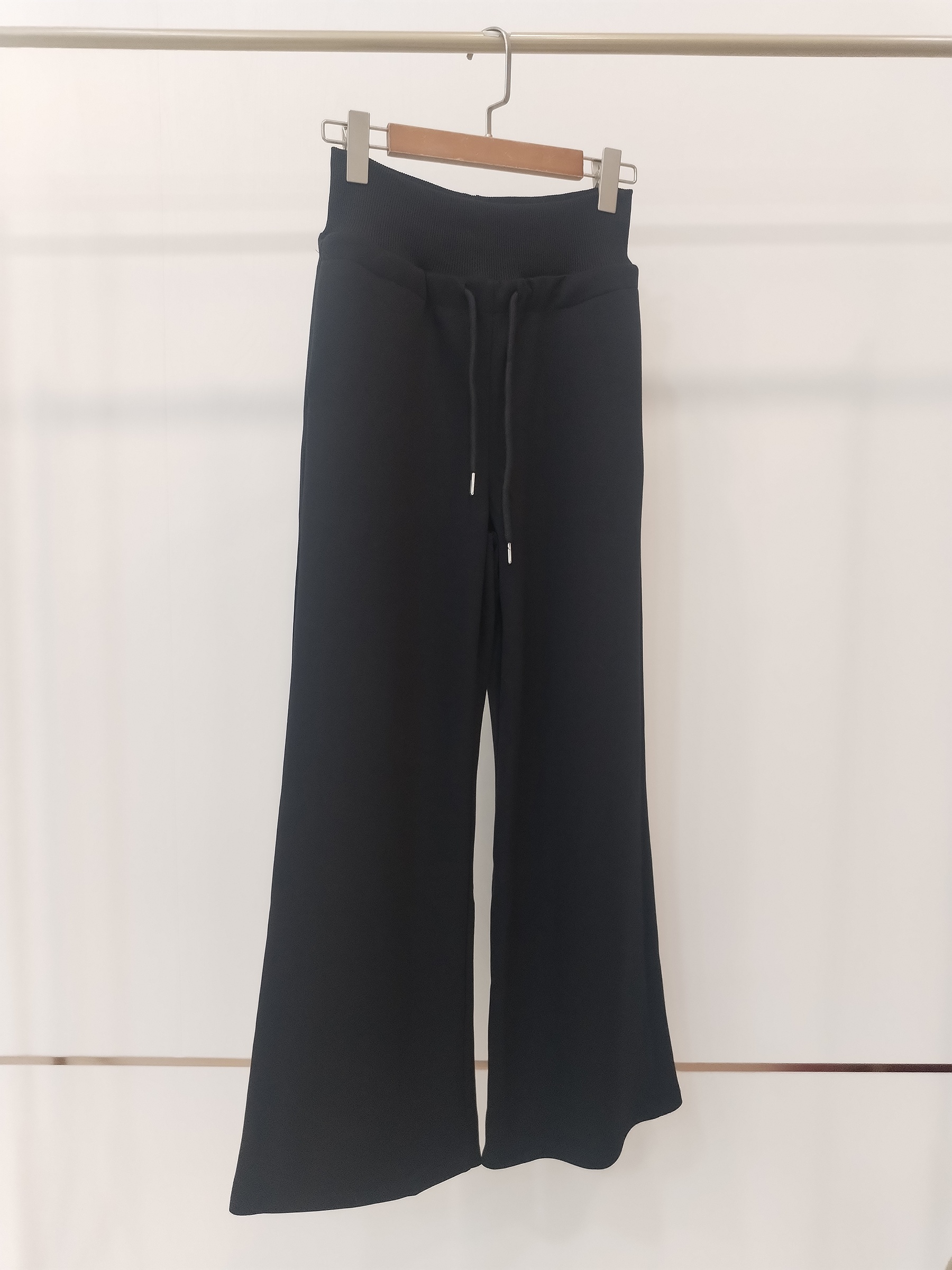1170 Wivana Wide Waistband Sweat Pants (UW 37-47cm; H 44-54cm; L 99cm)