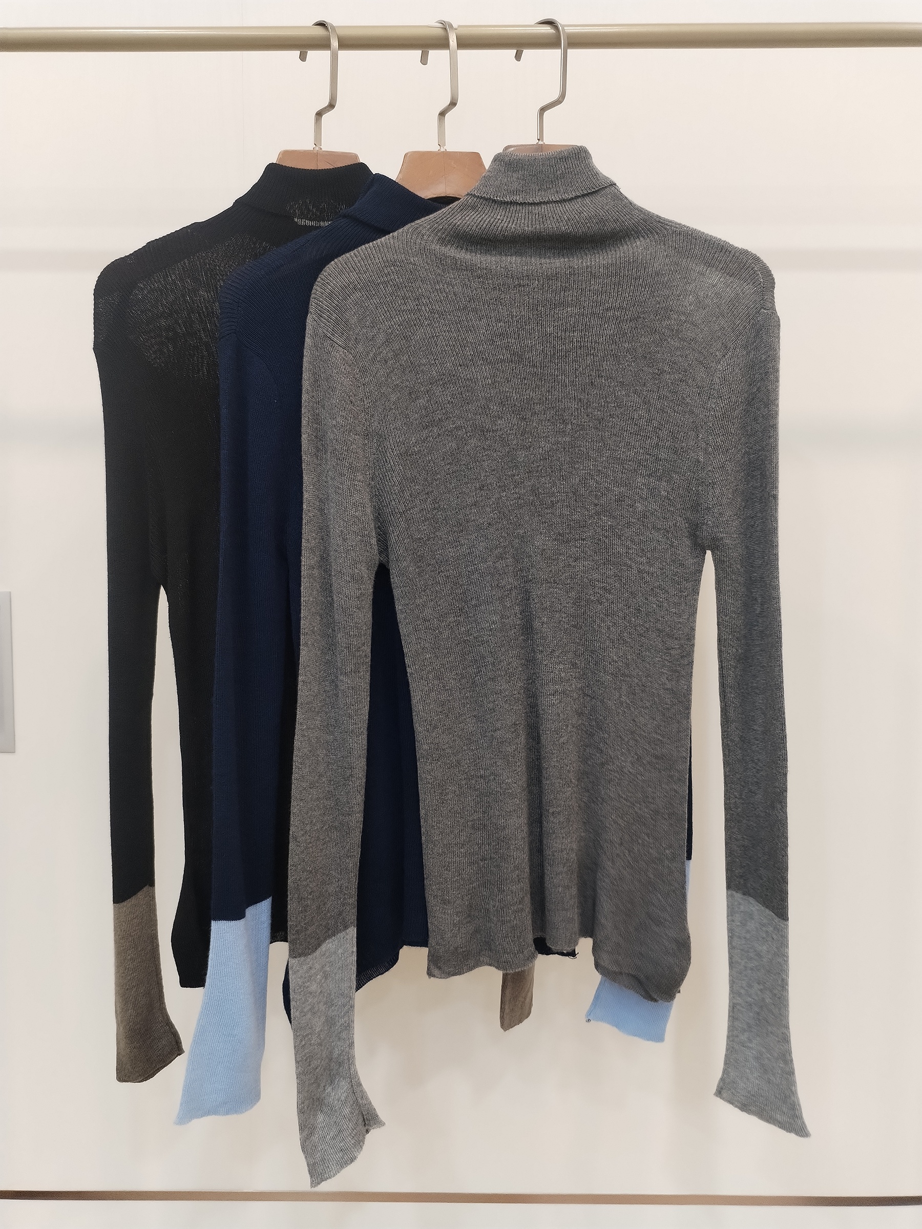 1112 Terrelline Turtleneck Long Sleeve Knit Top (B 39-50cm; L 60cm)