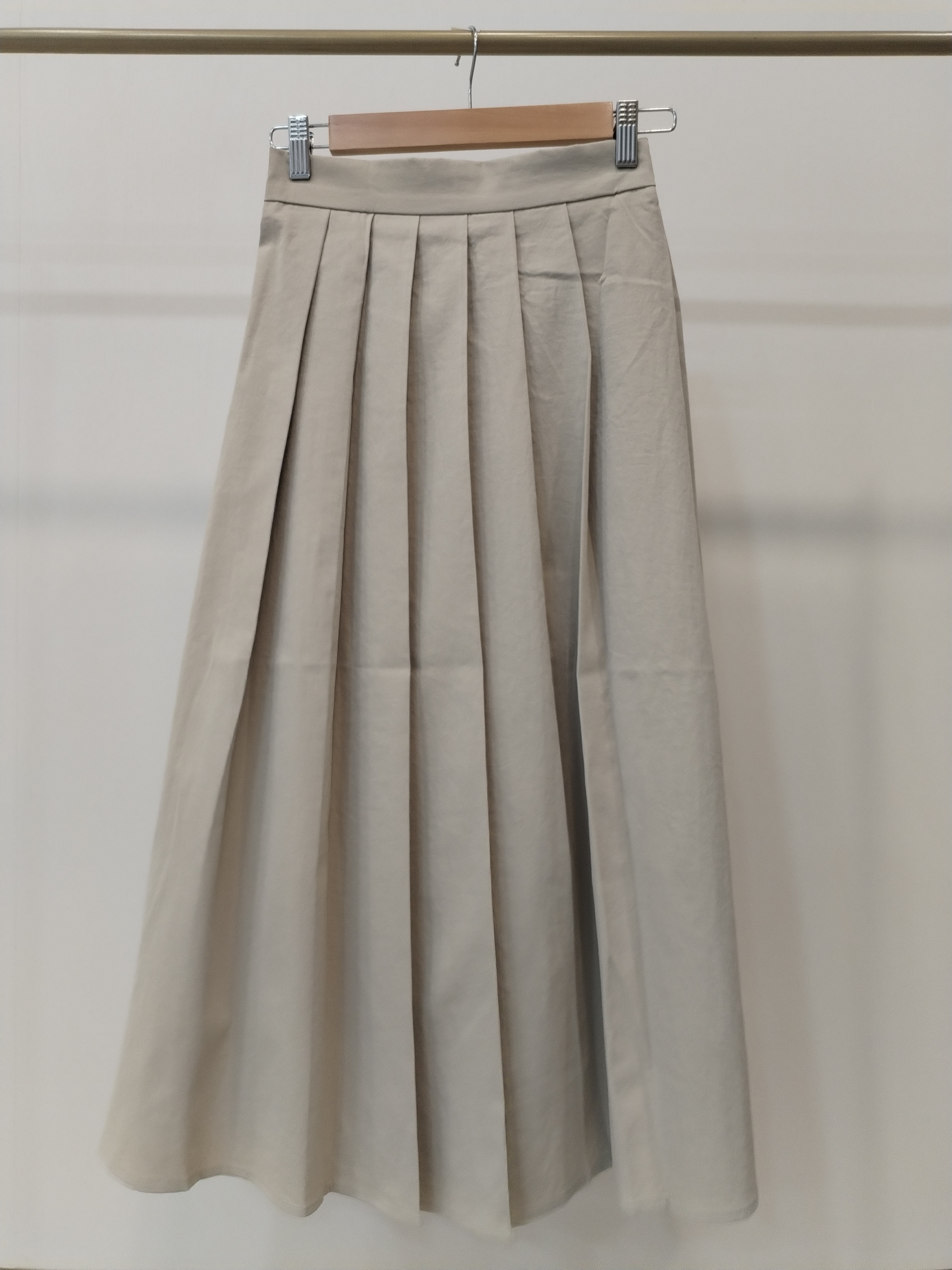 2851 Panthea Half Elastic Waist Pleated Midi Skirt (UW 31-42cm; H 43-60cm; L 82cm)