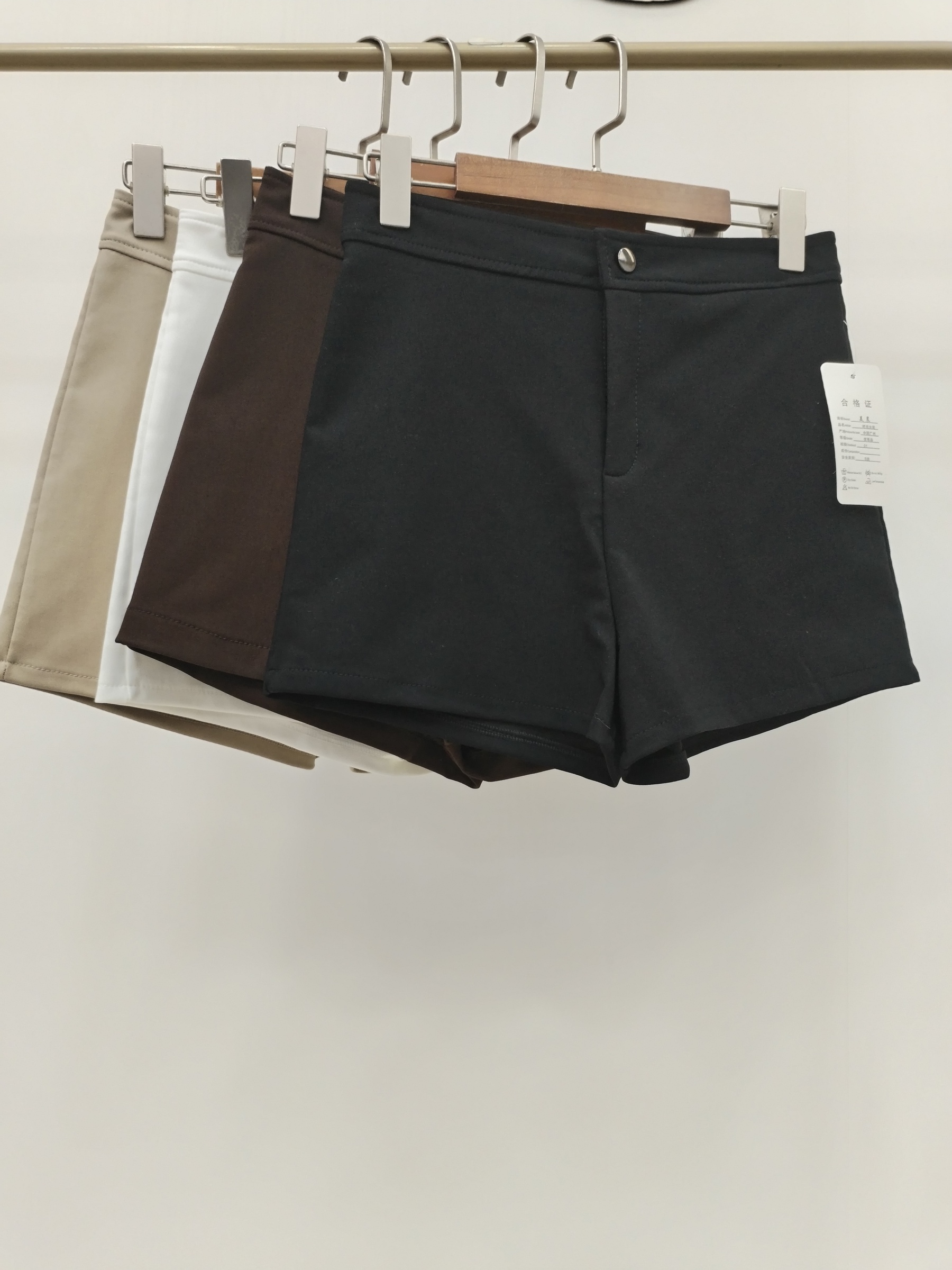 9202 Zion Front Zipper Shorts (UW 35-40cm; H 43-52cm; L 33cm)