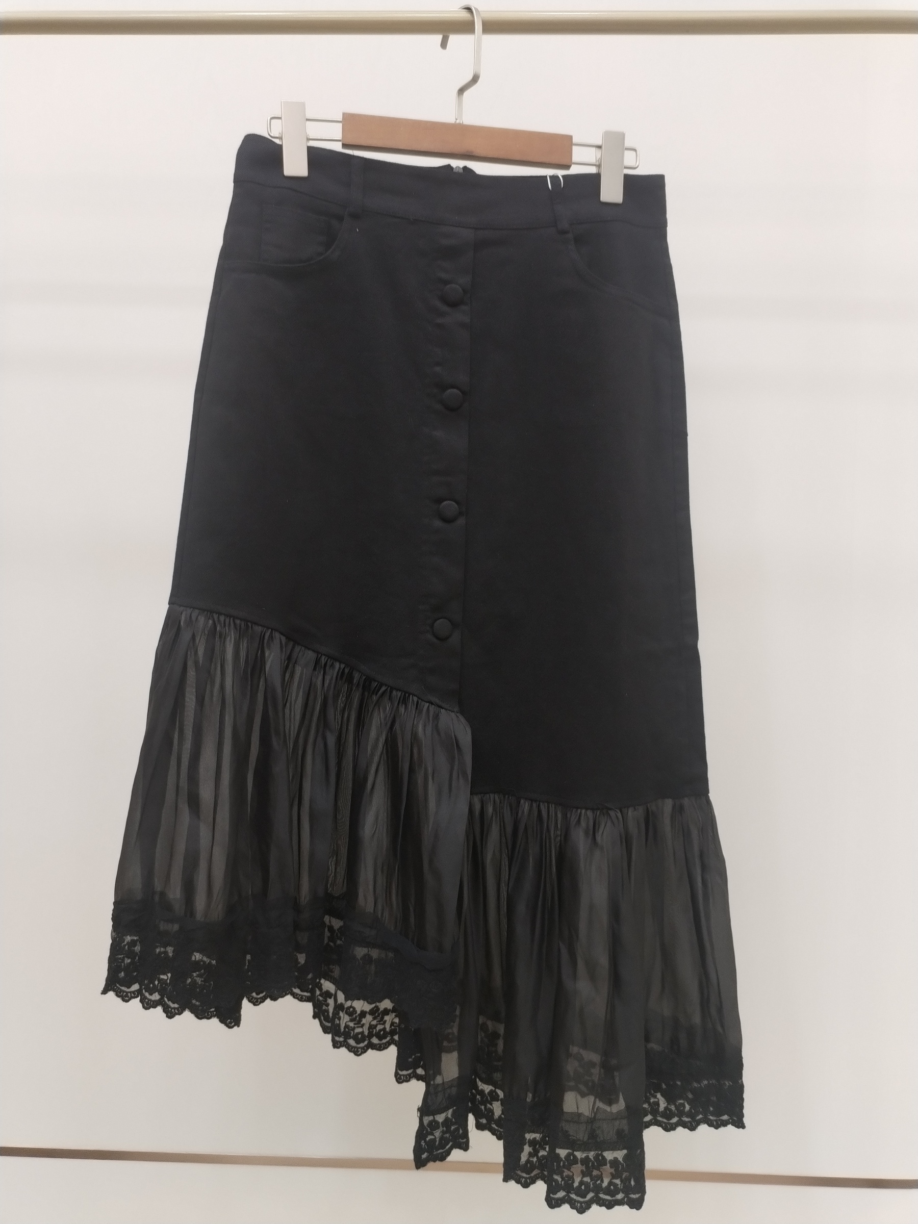 6781 Arla Asymmetrical Lacy Hem Back Zipper Denim Skirt (UW 38-39cm; H 46-52cm; L 70/87cm)