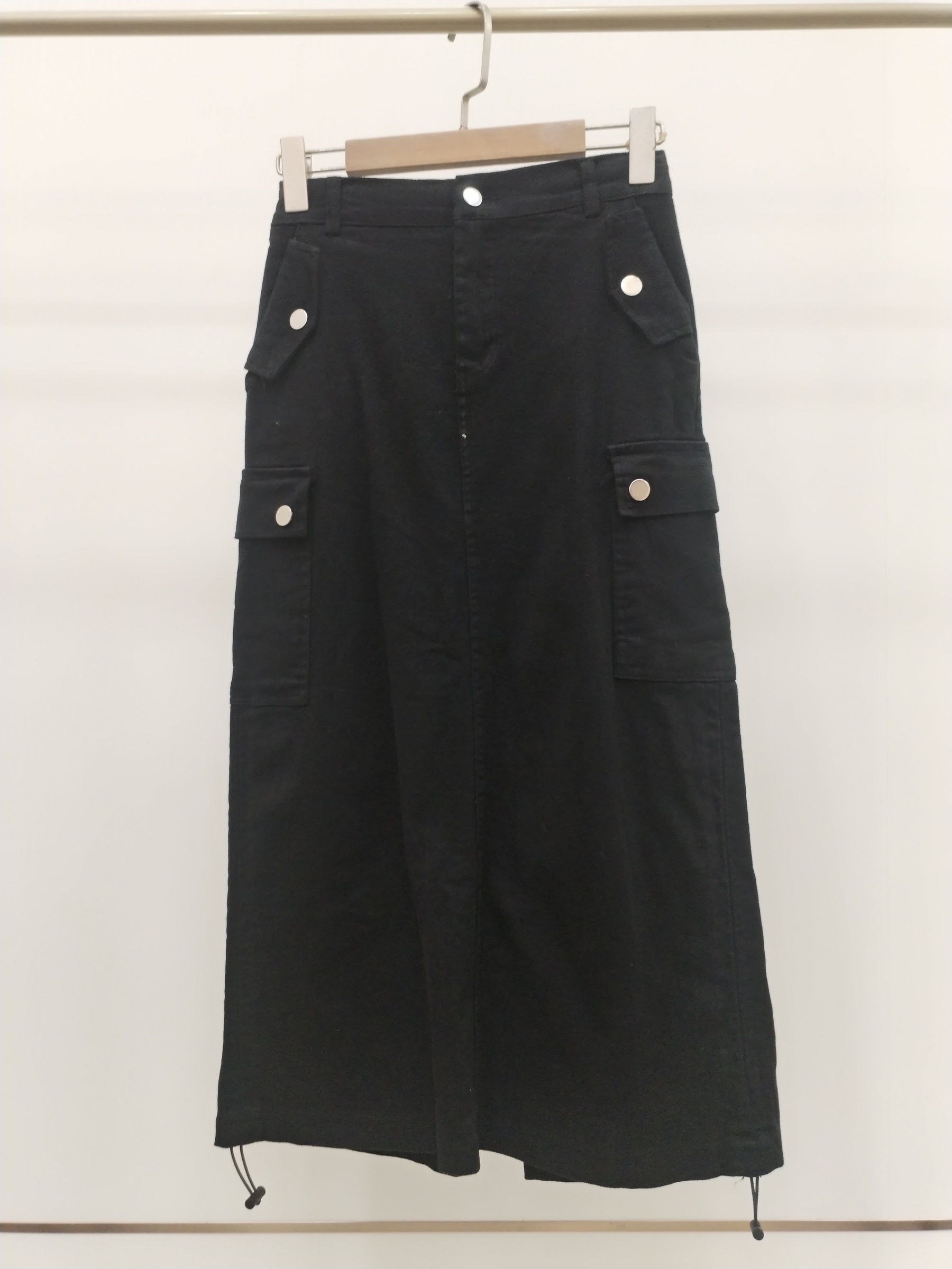 9729 Darmella Denim Midi Cargo Skirt (UW 32-44cm; H 44-52cm; L 80cm)