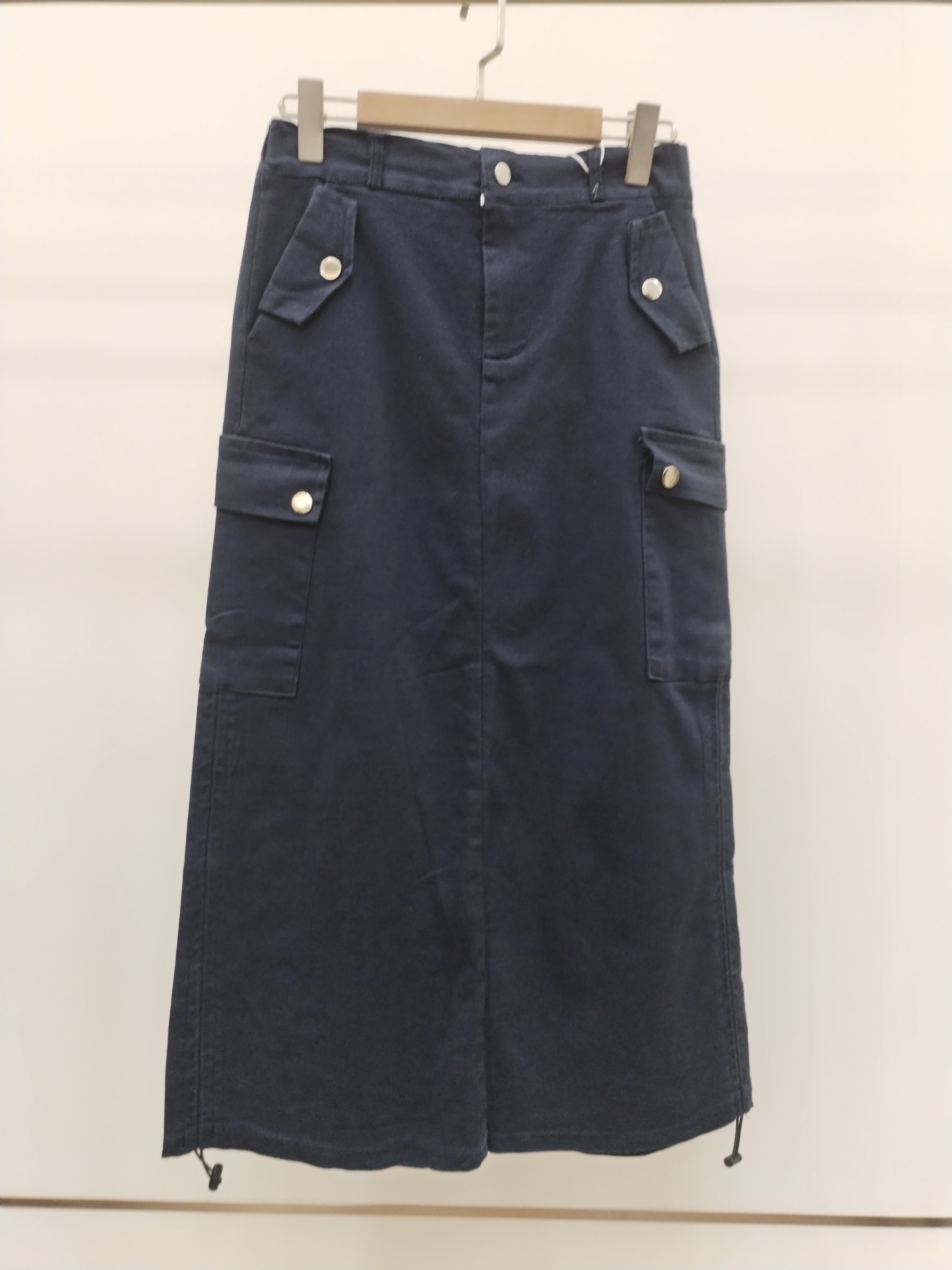 9729 Darmella Denim Midi Cargo Skirt (UW 32-44cm; H 44-52cm; L 80cm)
