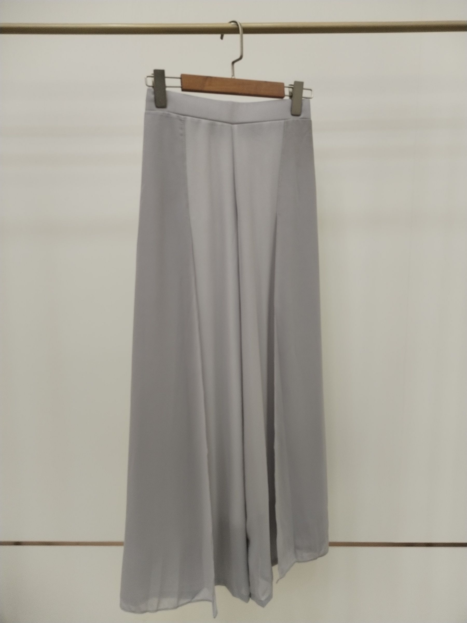 1527 Phalicia Chiffon Palazzo (UW 32-43cm; H 44-50cm; L 95cm)