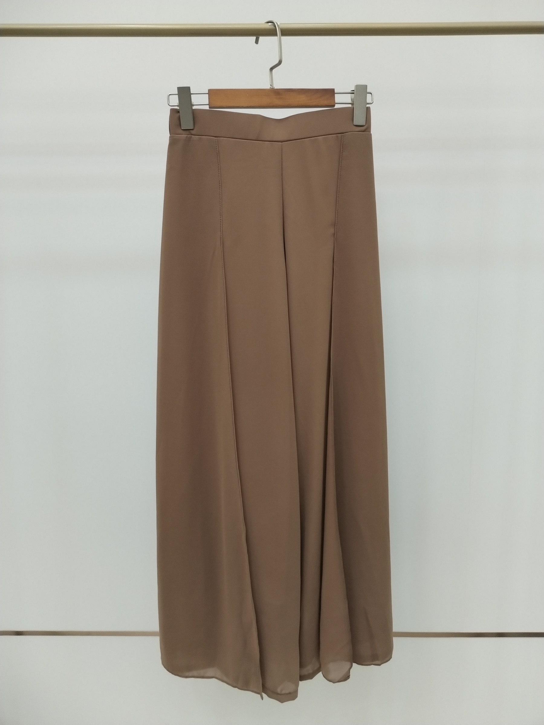1527 Phalicia Chiffon Palazzo (UW 32-43cm; H 44-50cm; L 95cm)
