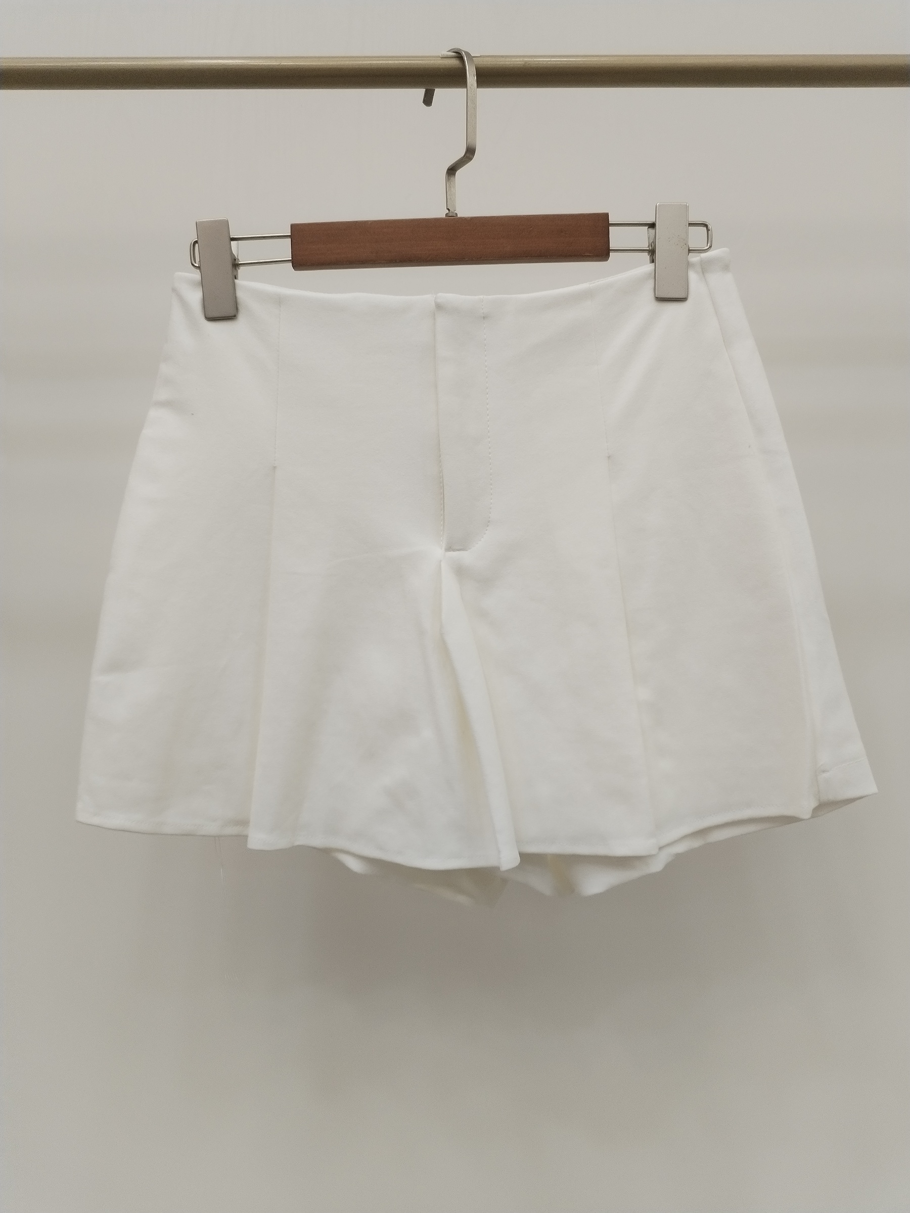 5987 Zanelle Front Zipper Skorts (M Size: UW 37-45cm; H 43-55cm; L 34cm, L Size: UW 39-48cm; H 46-60cm; L 35cm, XL Size: UW 42-51cm; H 49-65cm; L 36cm)