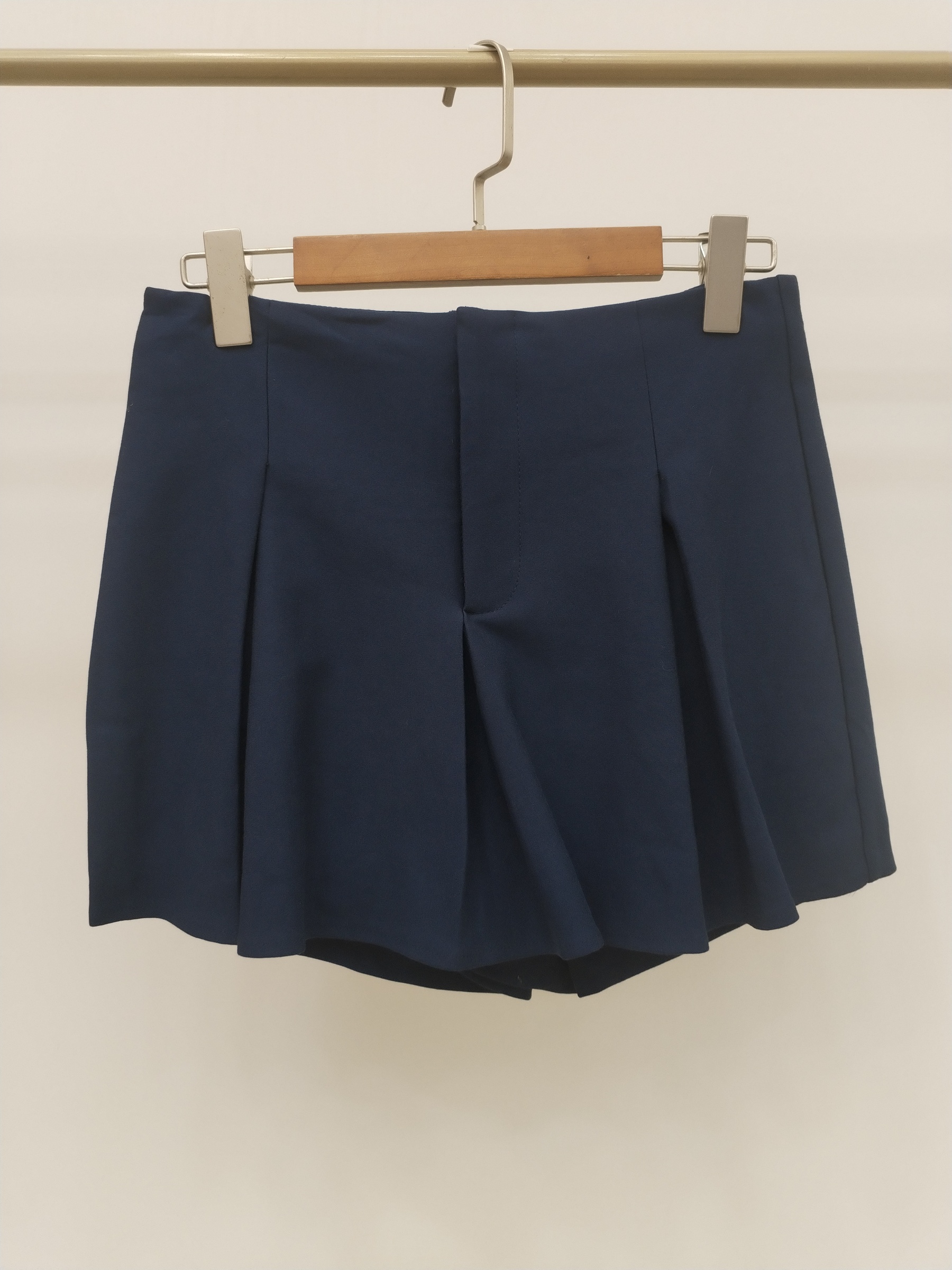 5987 Zanelle Front Zipper Skorts (M Size: UW 37-45cm; H 43-55cm; L 34cm, L Size: UW 39-48cm; H 46-60cm; L 35cm, XL Size: UW 42-51cm; H 49-65cm; L 36cm)