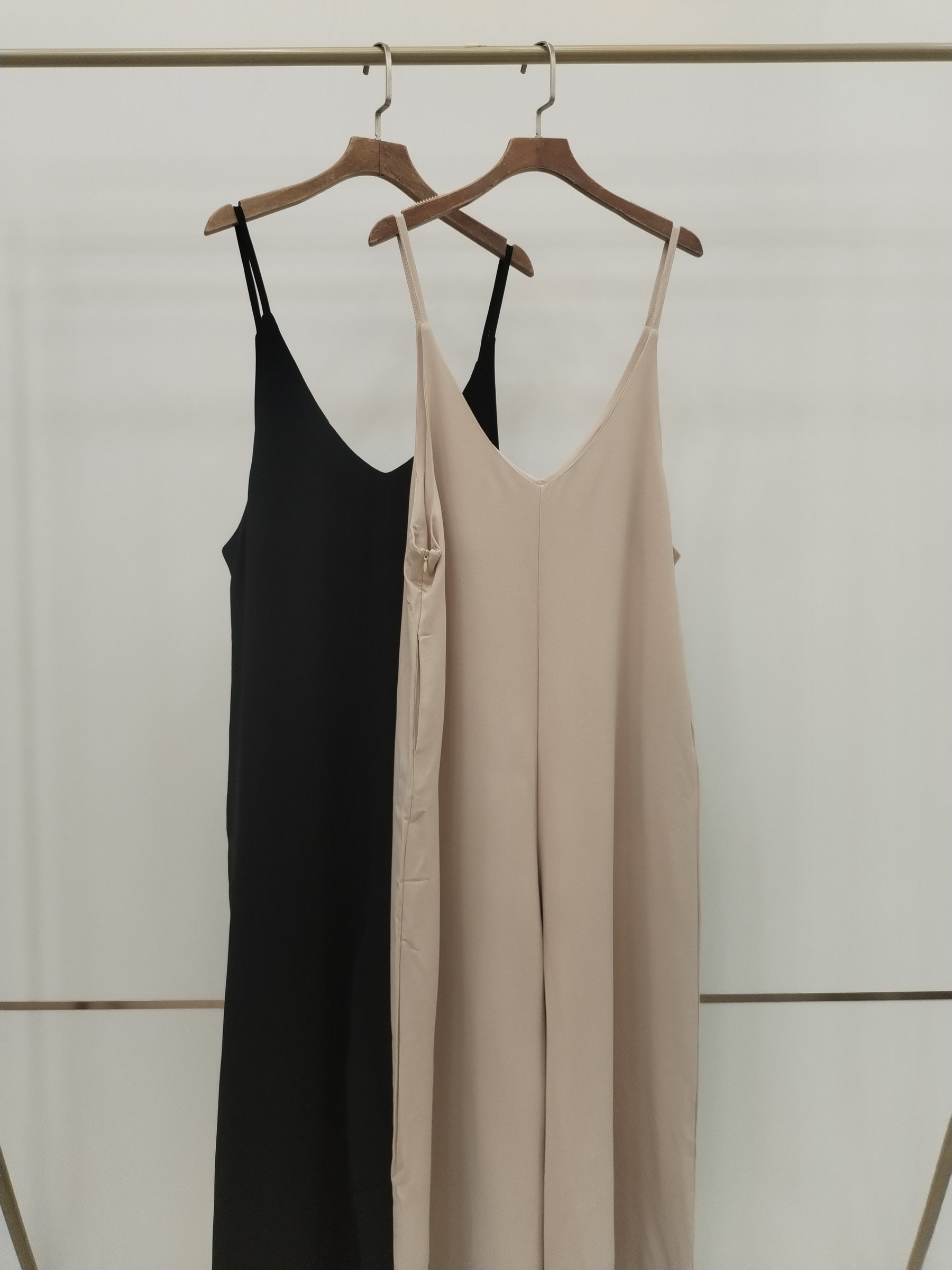 8251 Jetta Spaghetti Strap Jumpsuit w Side Zipper (B 47-49cm; H 60-65cm; L 130cm)