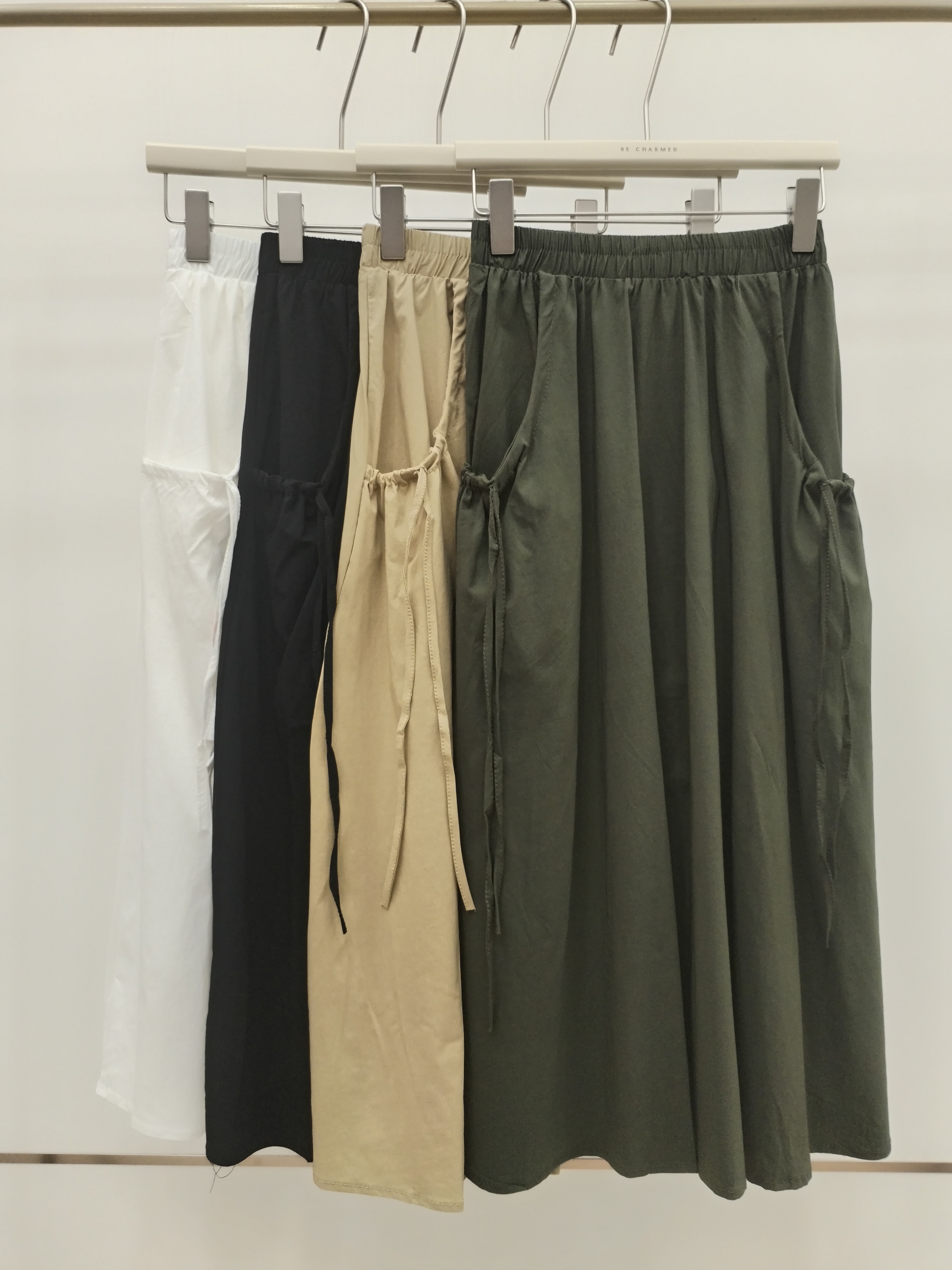 1812 Marleigh Elastic Waist Midi Skirt (UW 31-50cm; H 50-66cm; L 80cm)