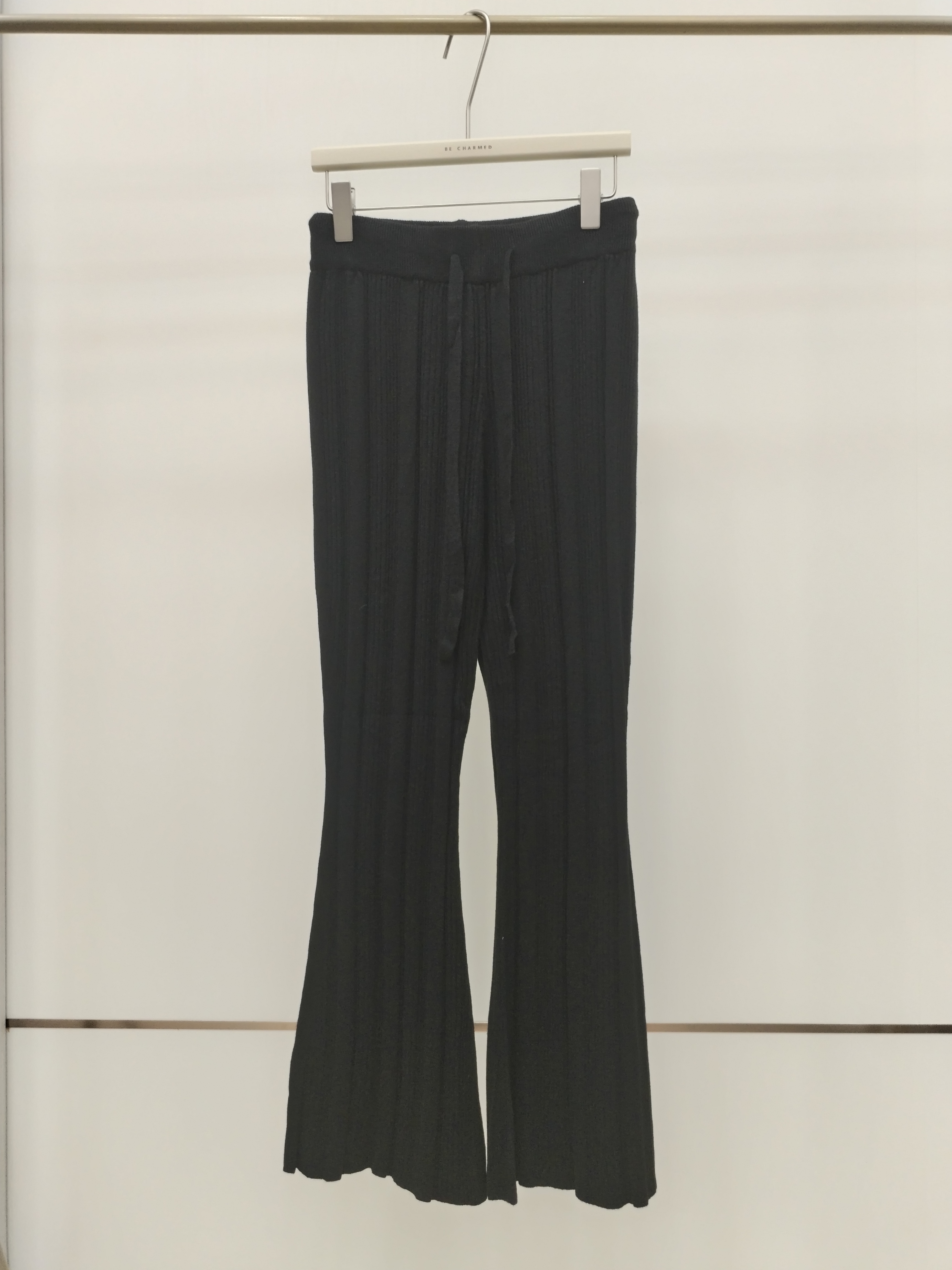 6157 Kimmi Ribbed Bell Bottom Knitted Palazzo (UW 35-55cm; H 43-70cm; L 100cm)